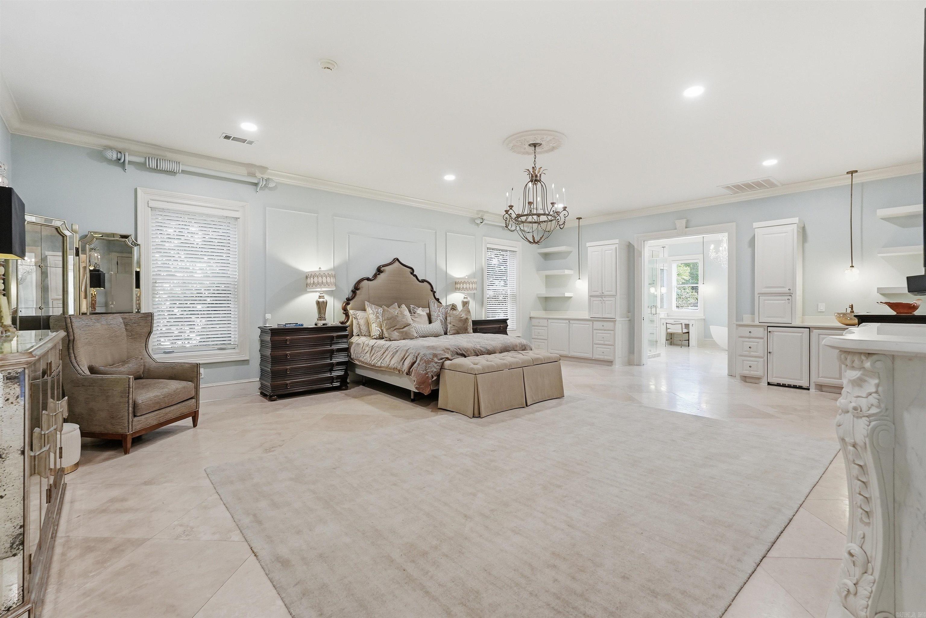 302 Hickory Creek Court