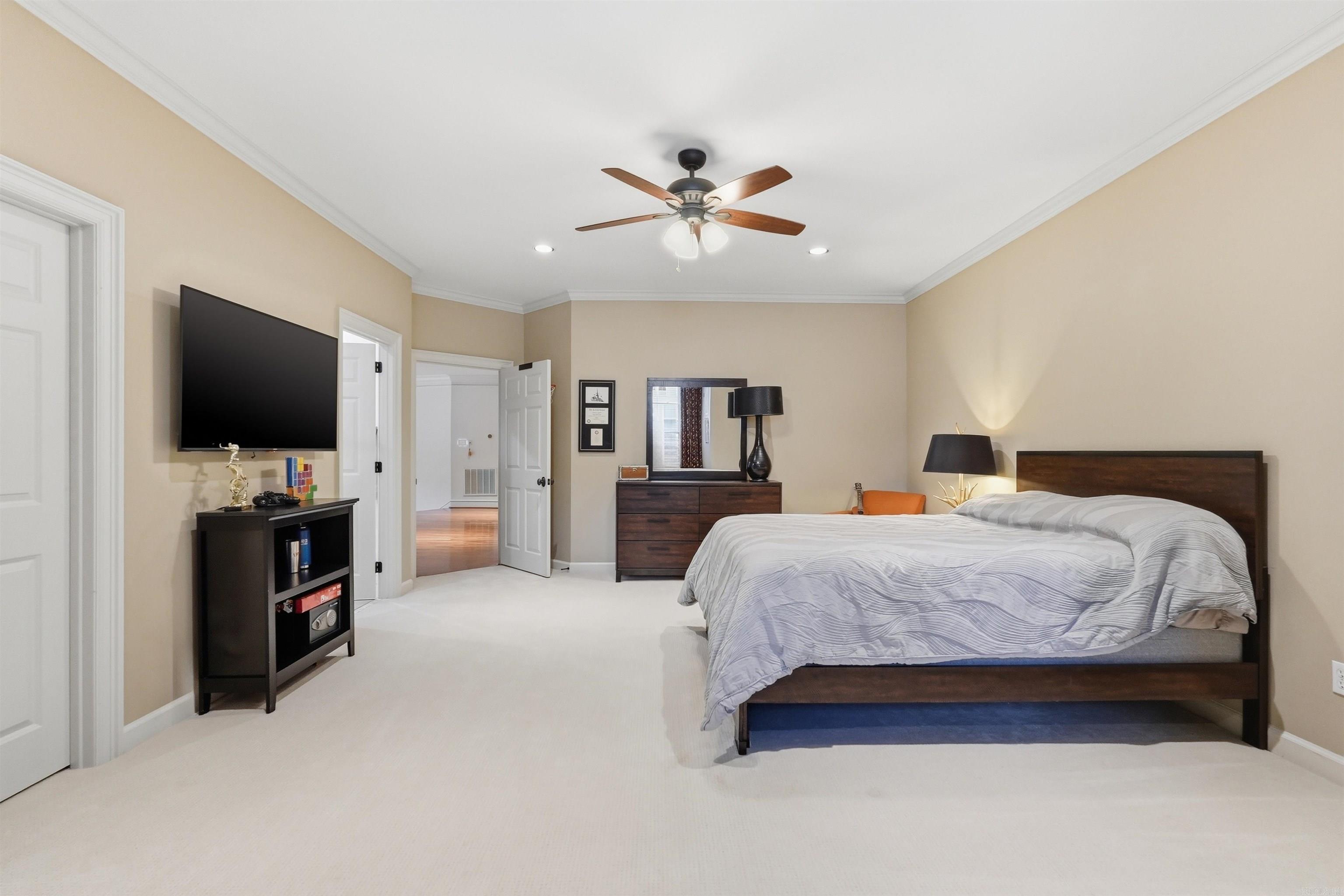 302 Hickory Creek Court