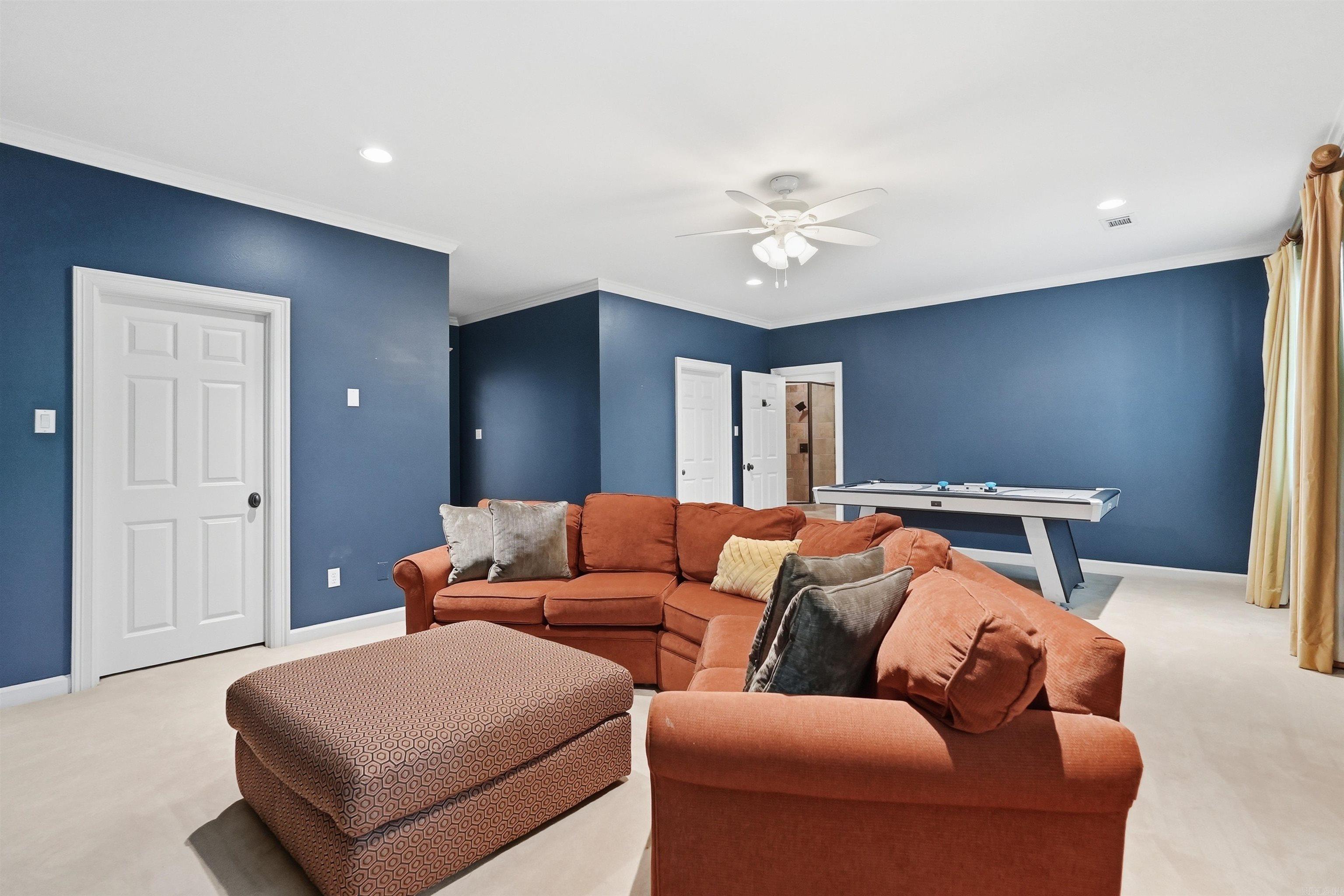 302 Hickory Creek Court