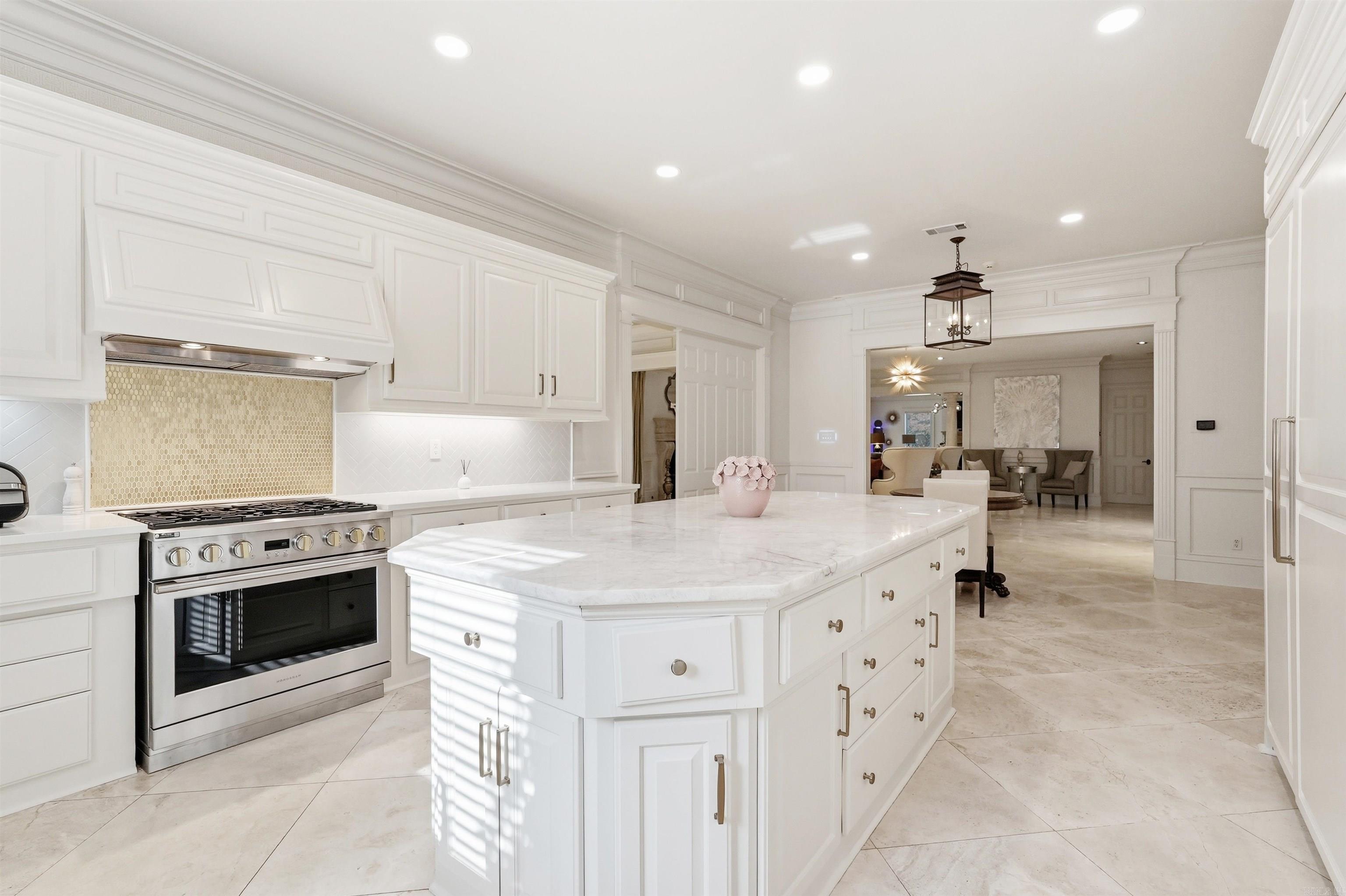 302 Hickory Creek Court