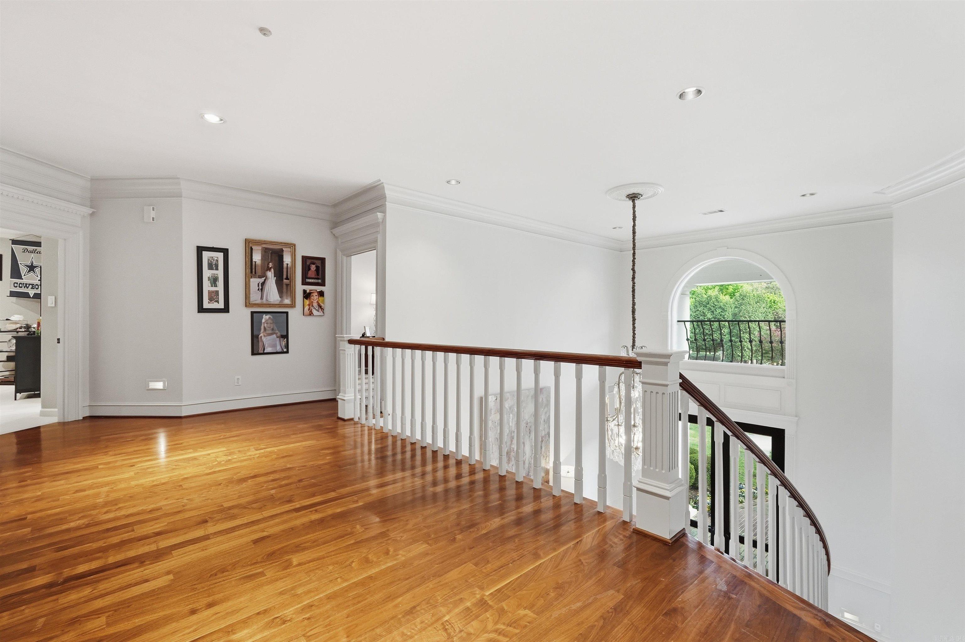 302 Hickory Creek Court