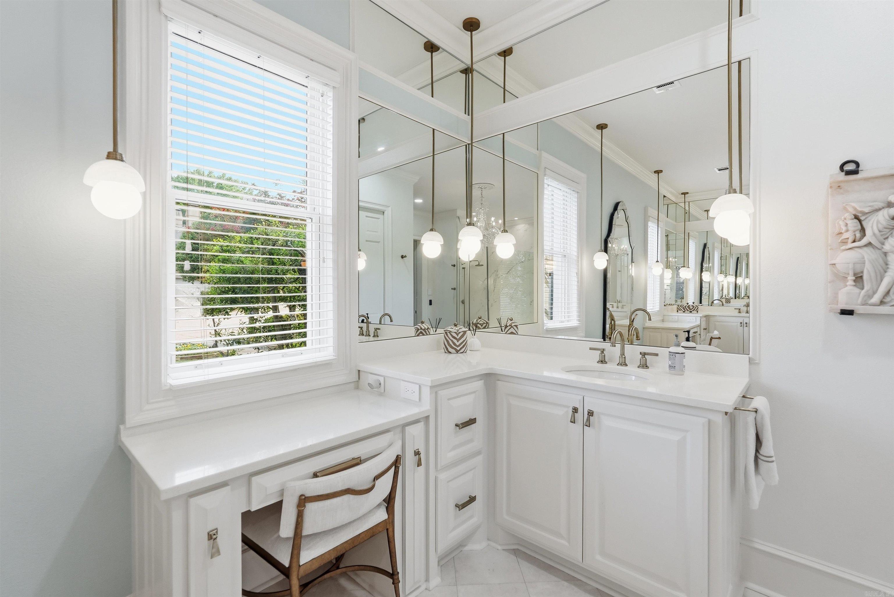 302 Hickory Creek Court