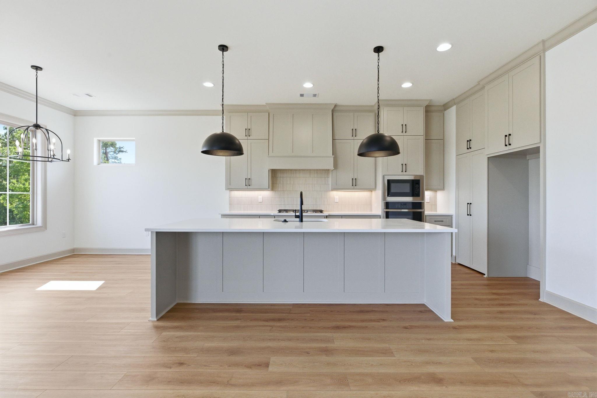 5 Mountain Brook Road
