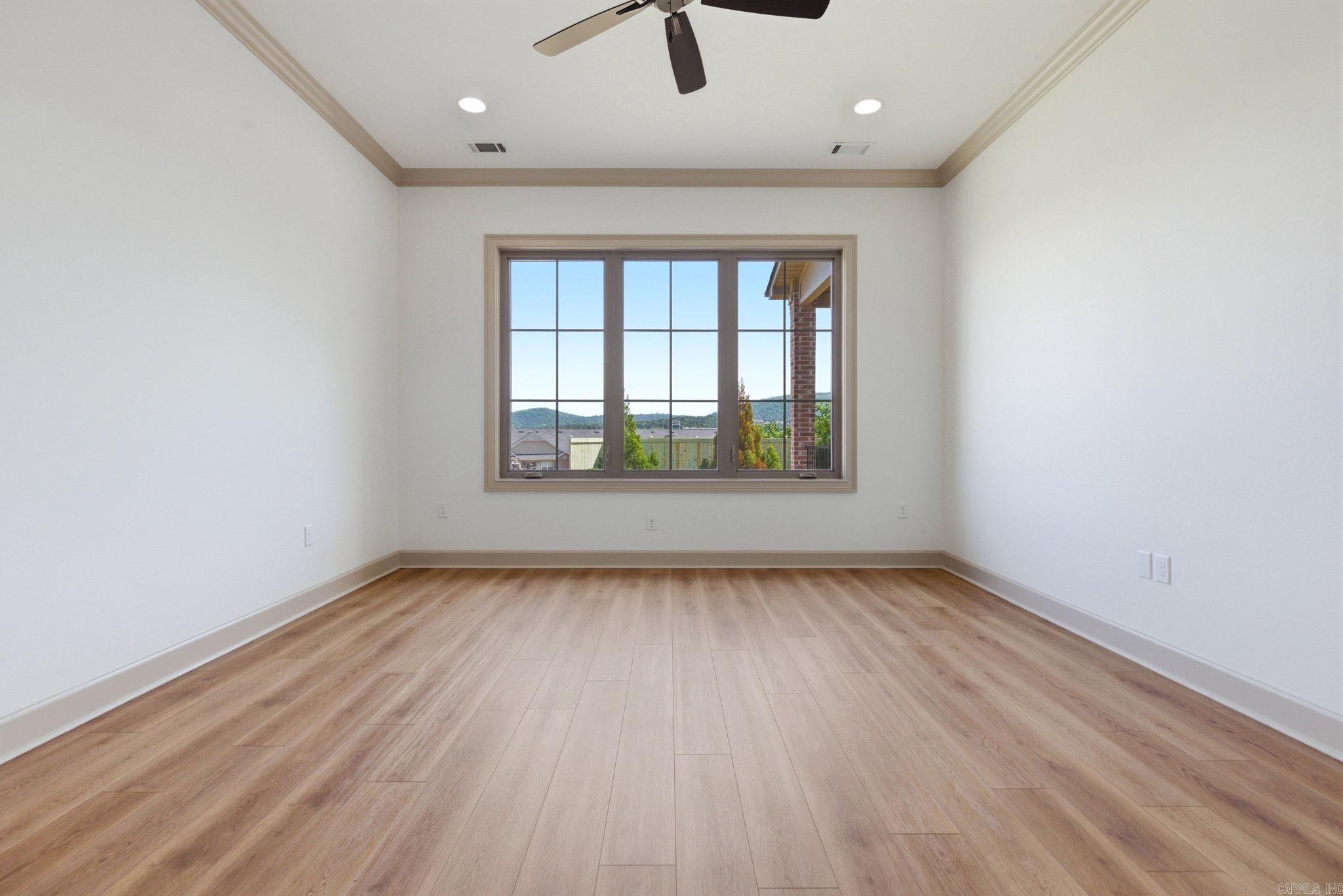 5 Mountain Brook Road