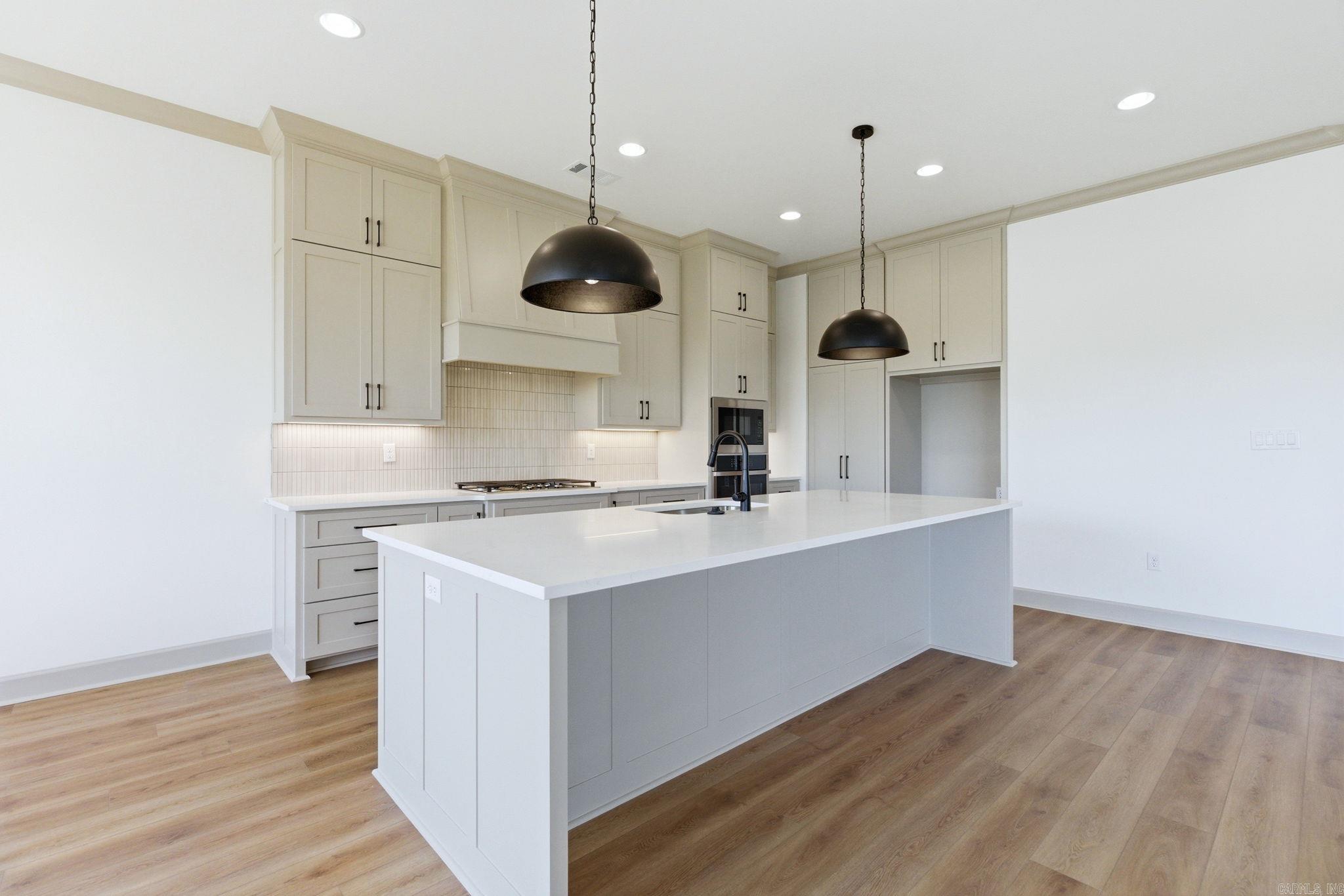 5 Mountain Brook Road