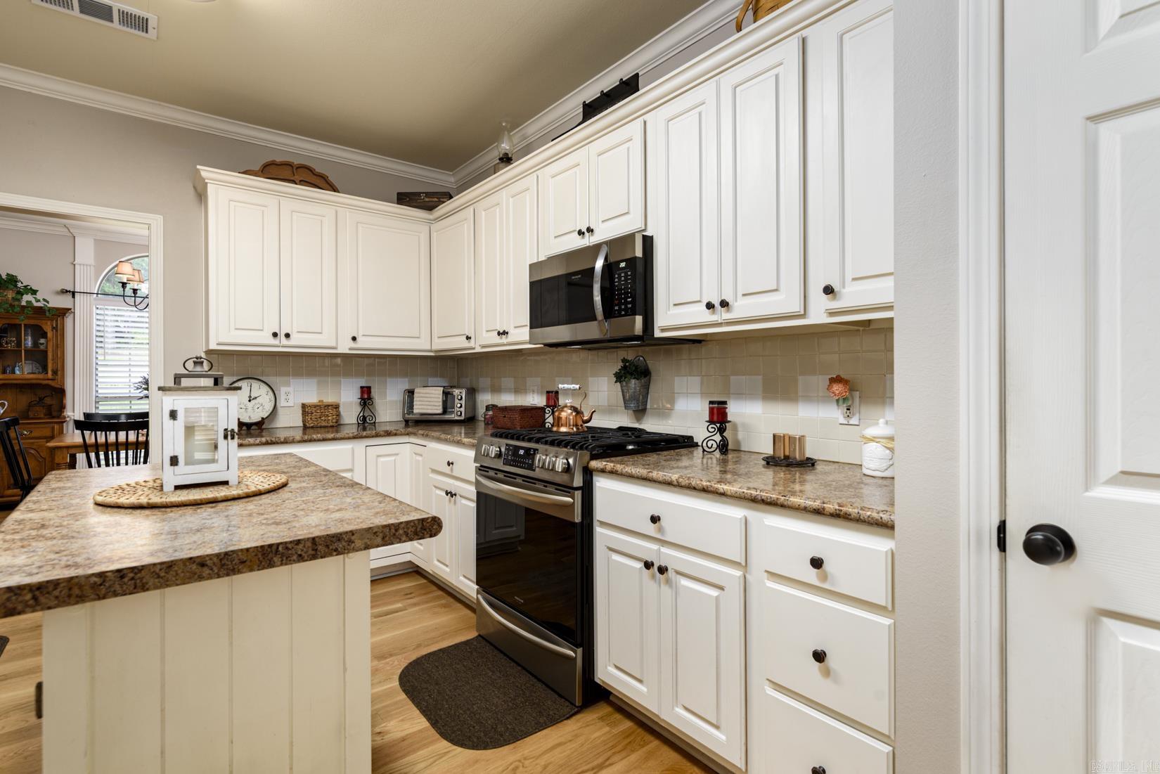 12201 Cherryside Drive