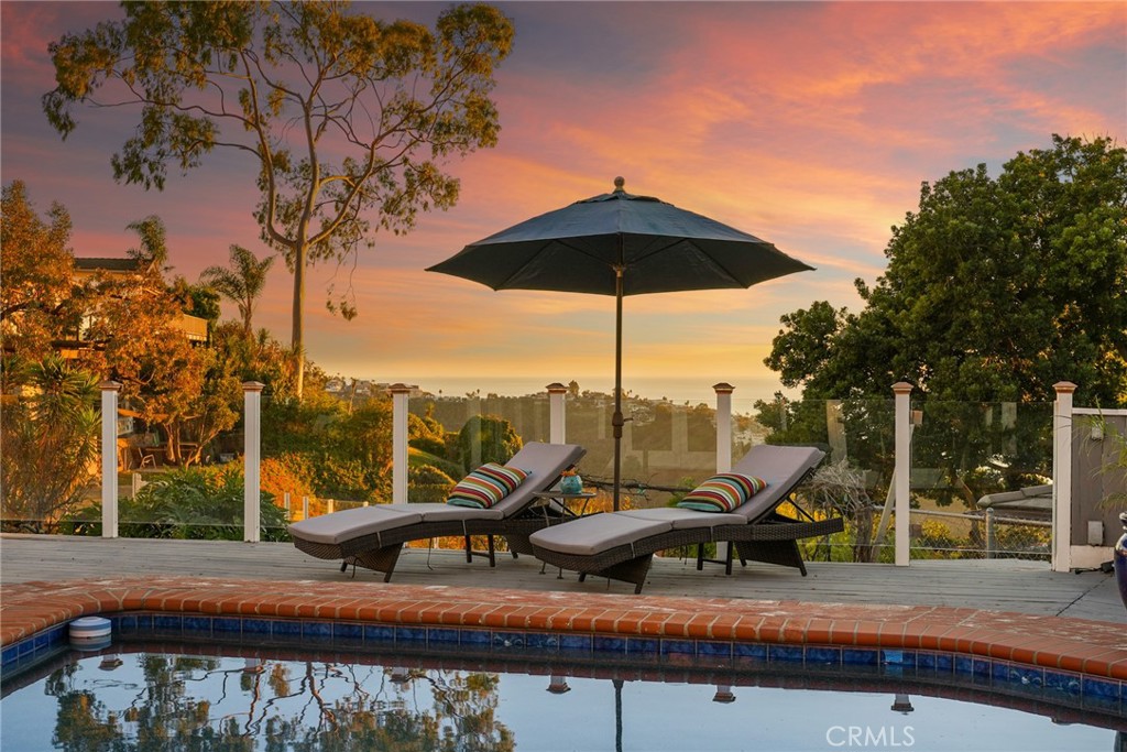 2885 Zell Drive