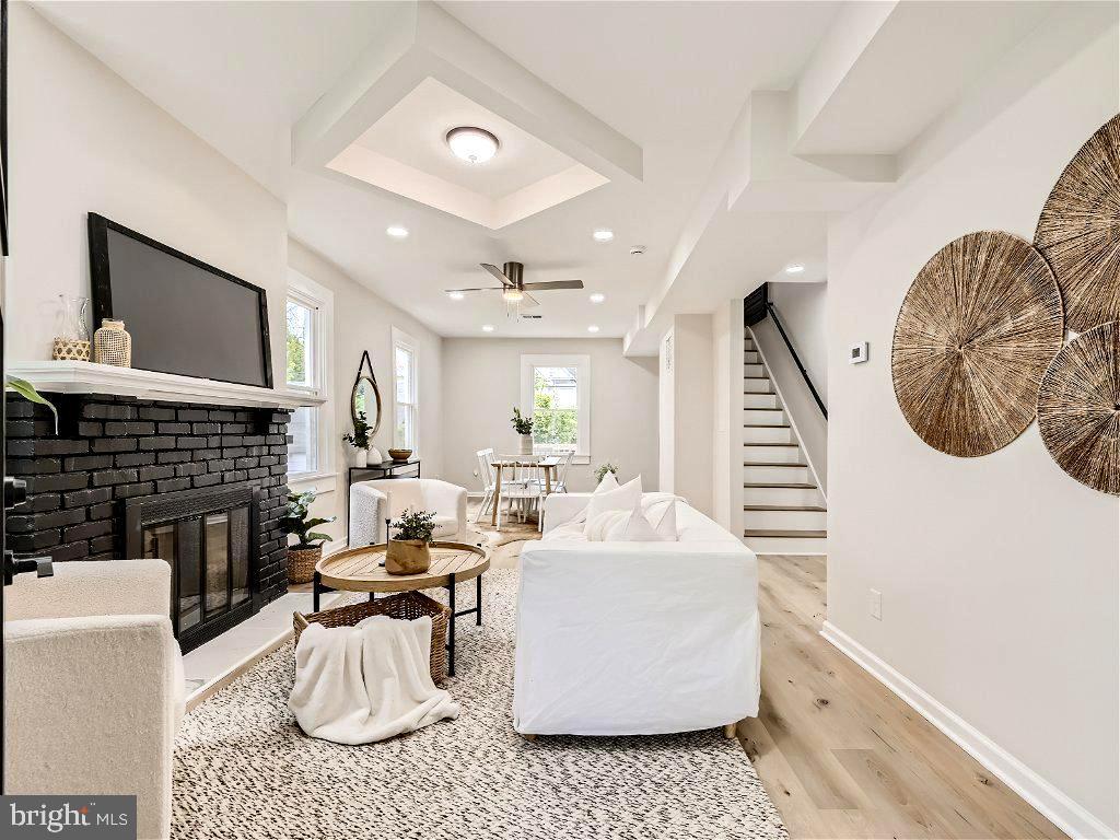 3712 YOSEMITE AVENUE