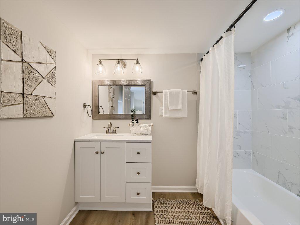 3712 YOSEMITE AVENUE