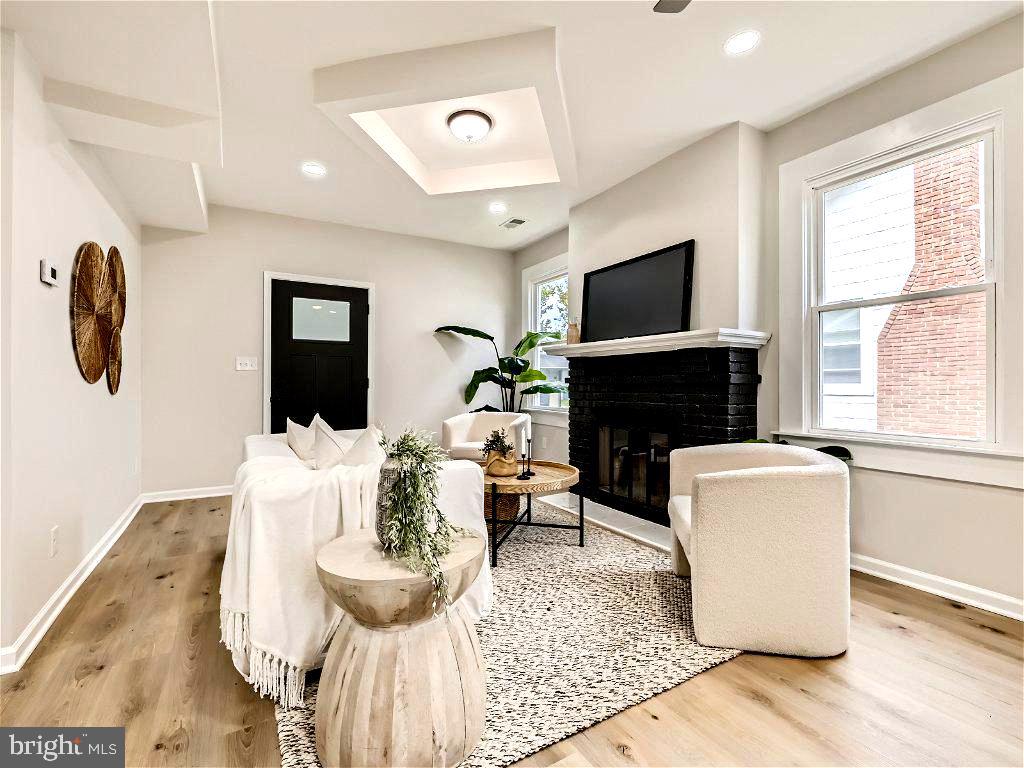 3712 YOSEMITE AVENUE