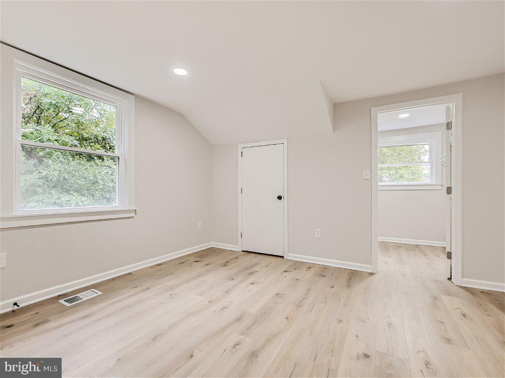 3712 YOSEMITE AVENUE