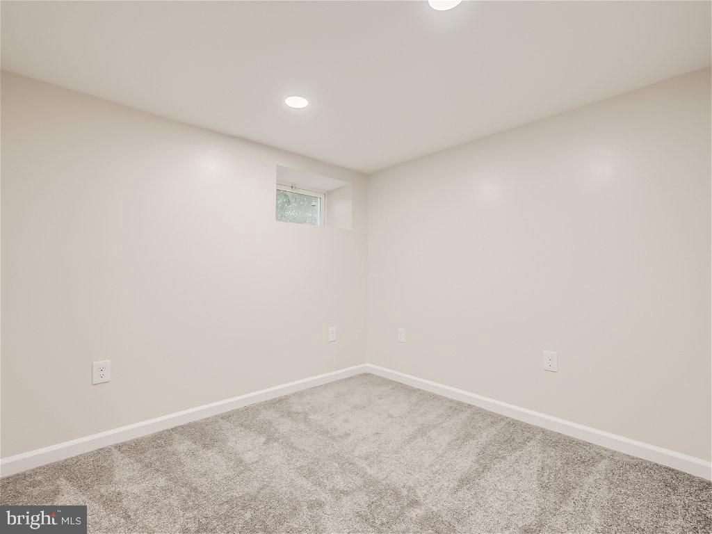 3712 YOSEMITE AVENUE