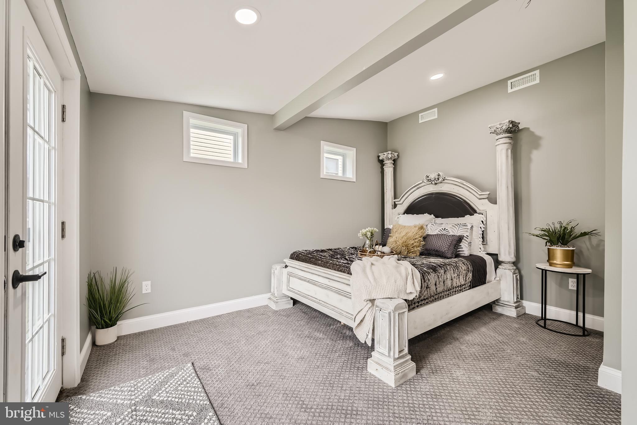 822 WISE AVENUE WISE AVE