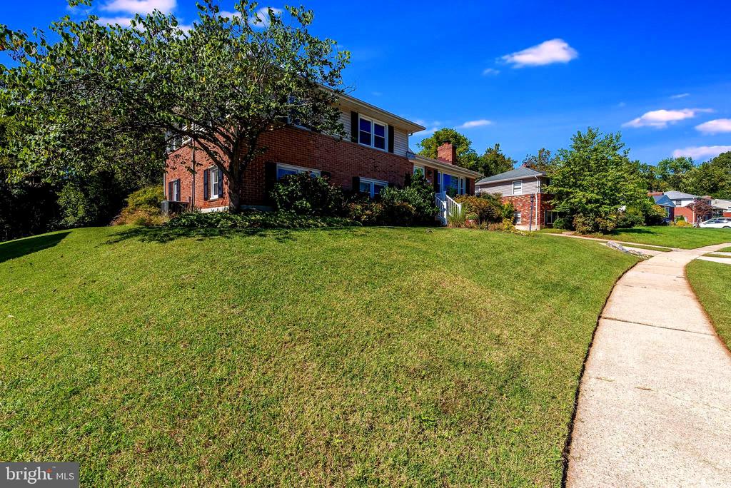 116 HOLLOW BROOK ROAD