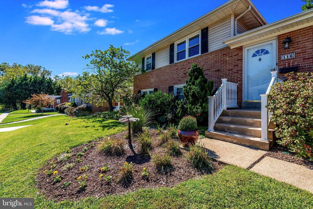 116 HOLLOW BROOK ROAD
