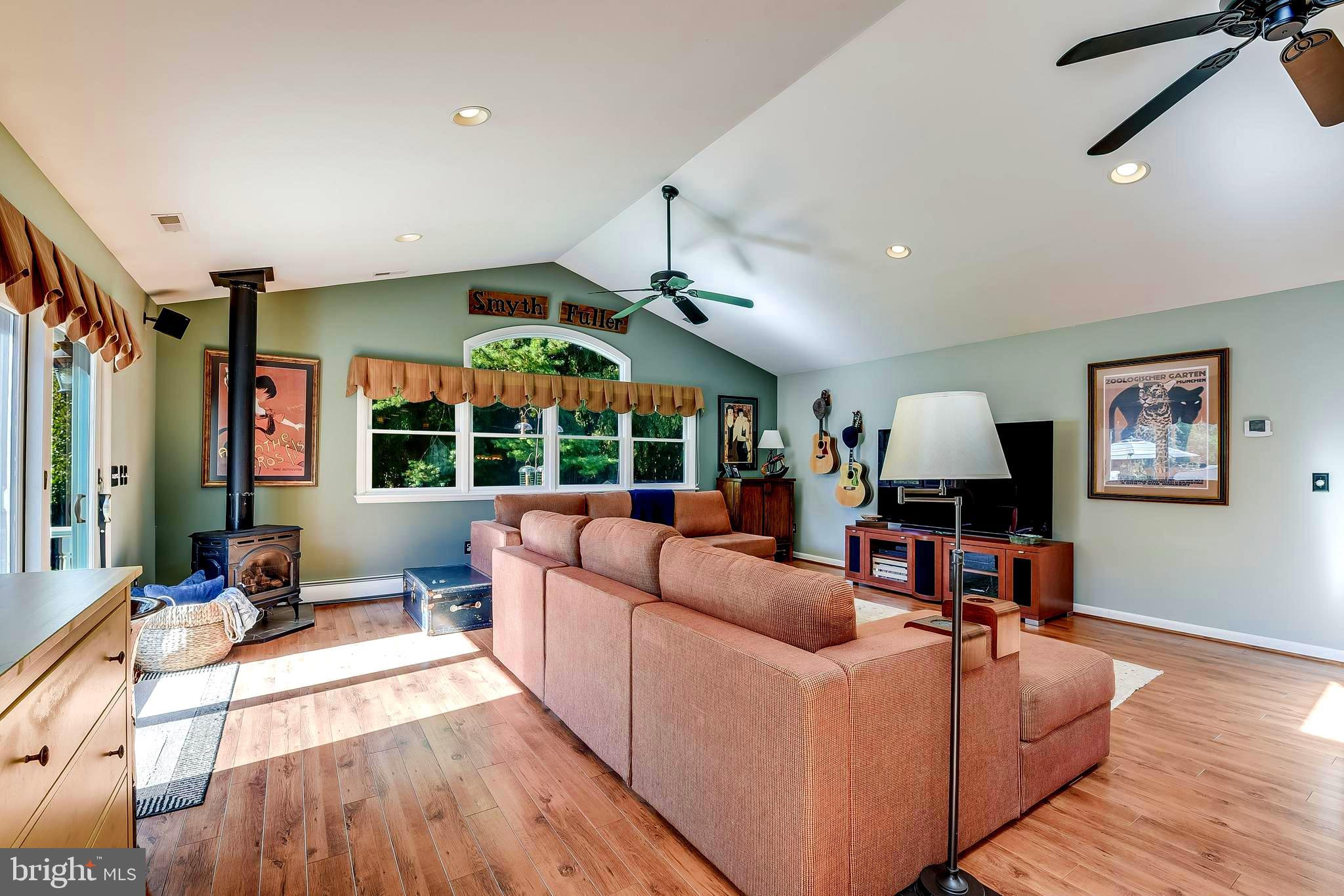 116 HOLLOW BROOK ROAD