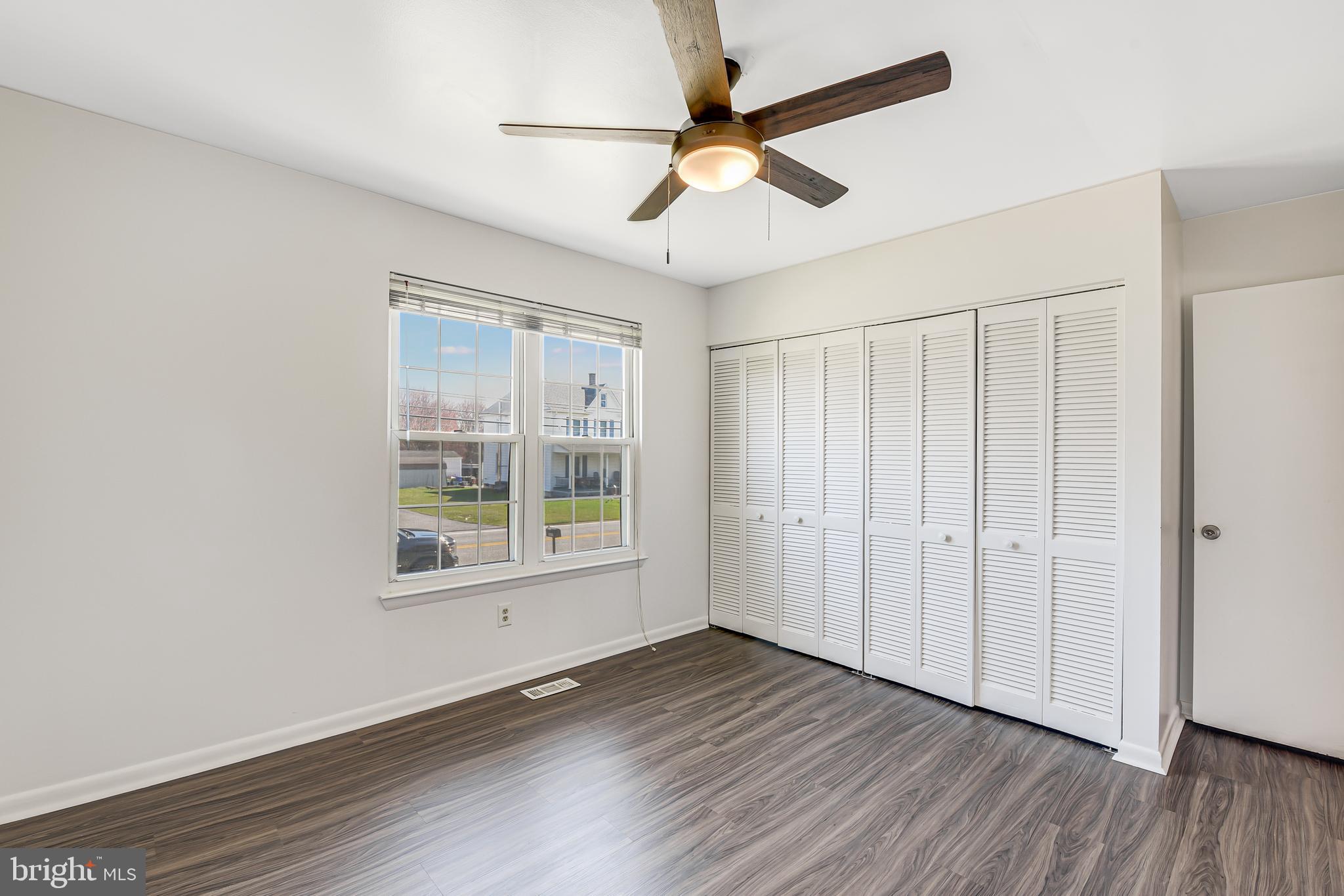 5522 MCCORMICK AVENUE