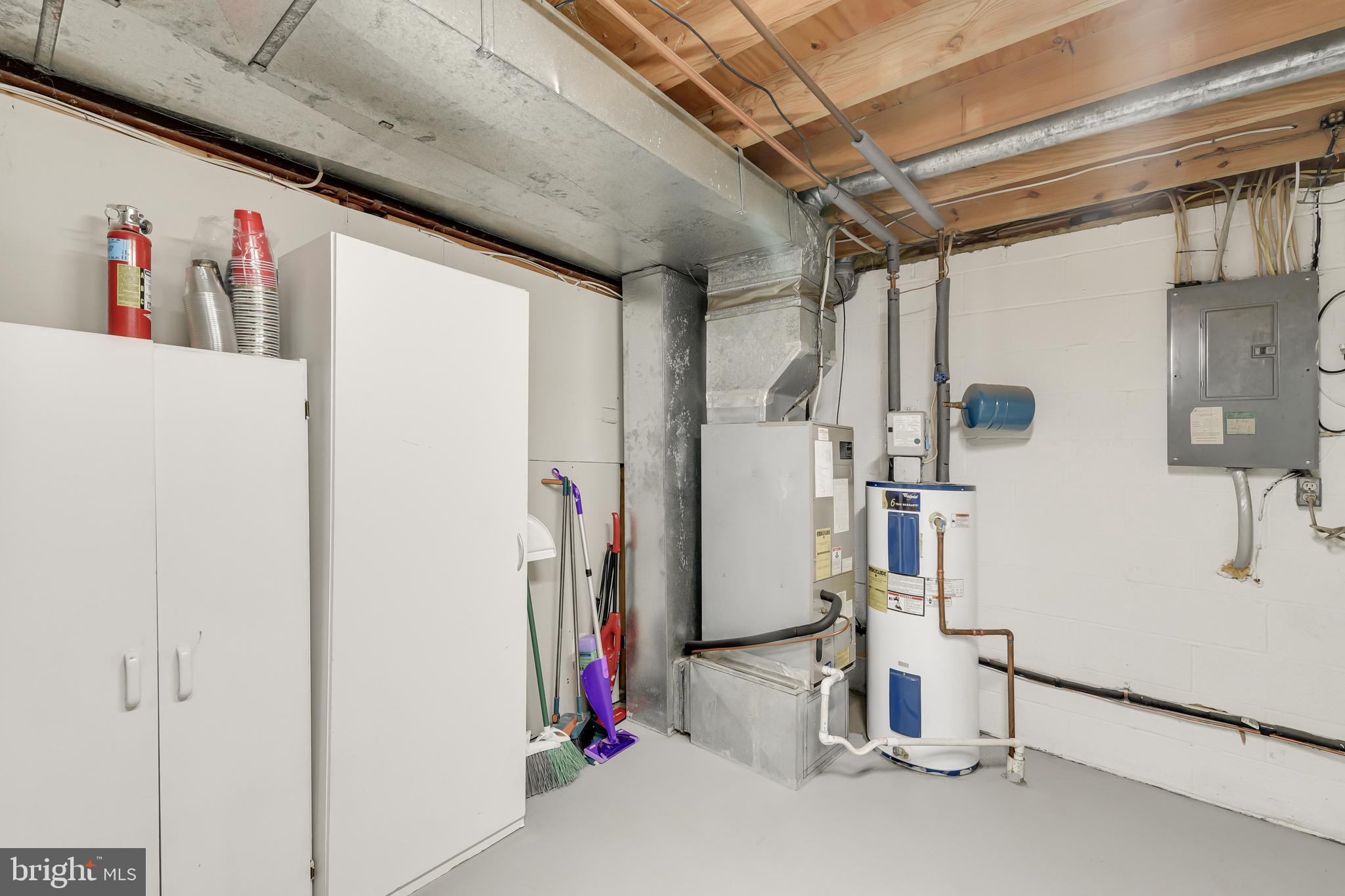 5522 MCCORMICK AVENUE