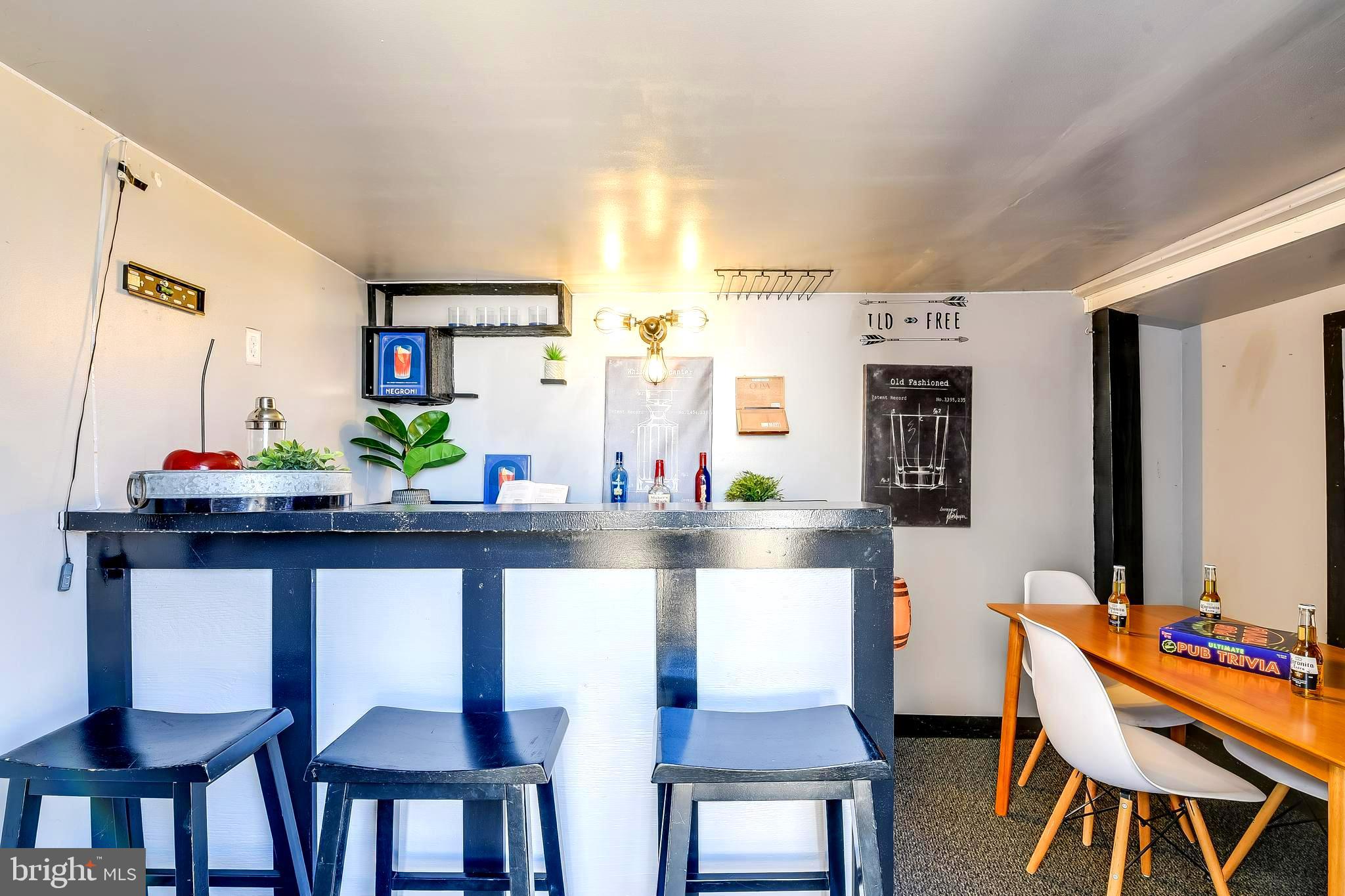 5522 MCCORMICK AVENUE