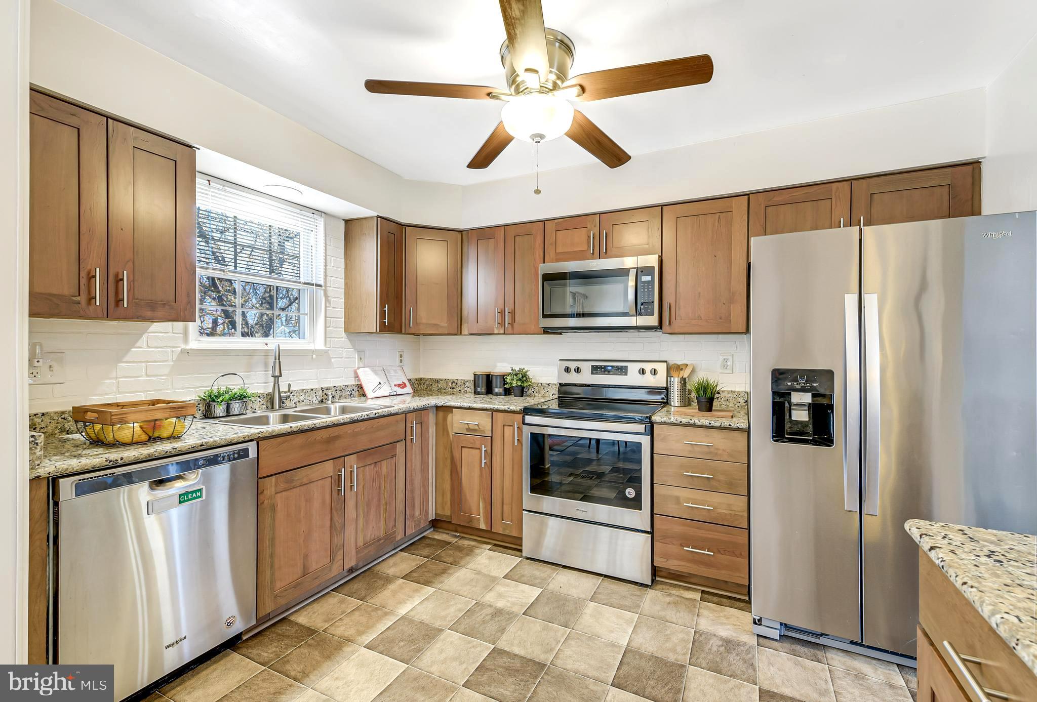 5522 MCCORMICK AVENUE