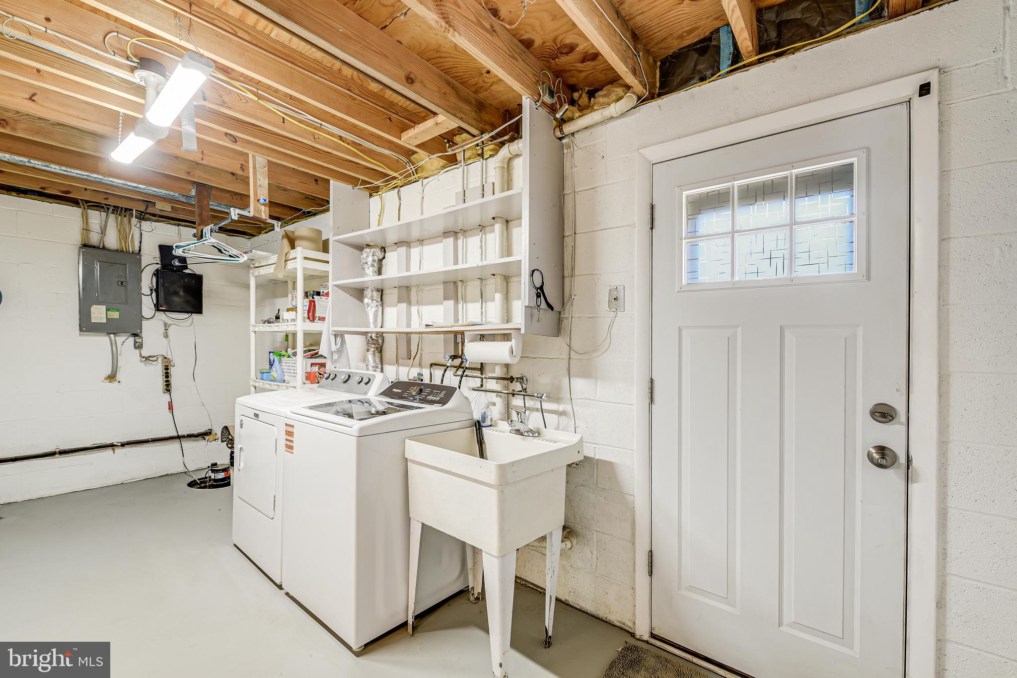 5522 MCCORMICK AVENUE