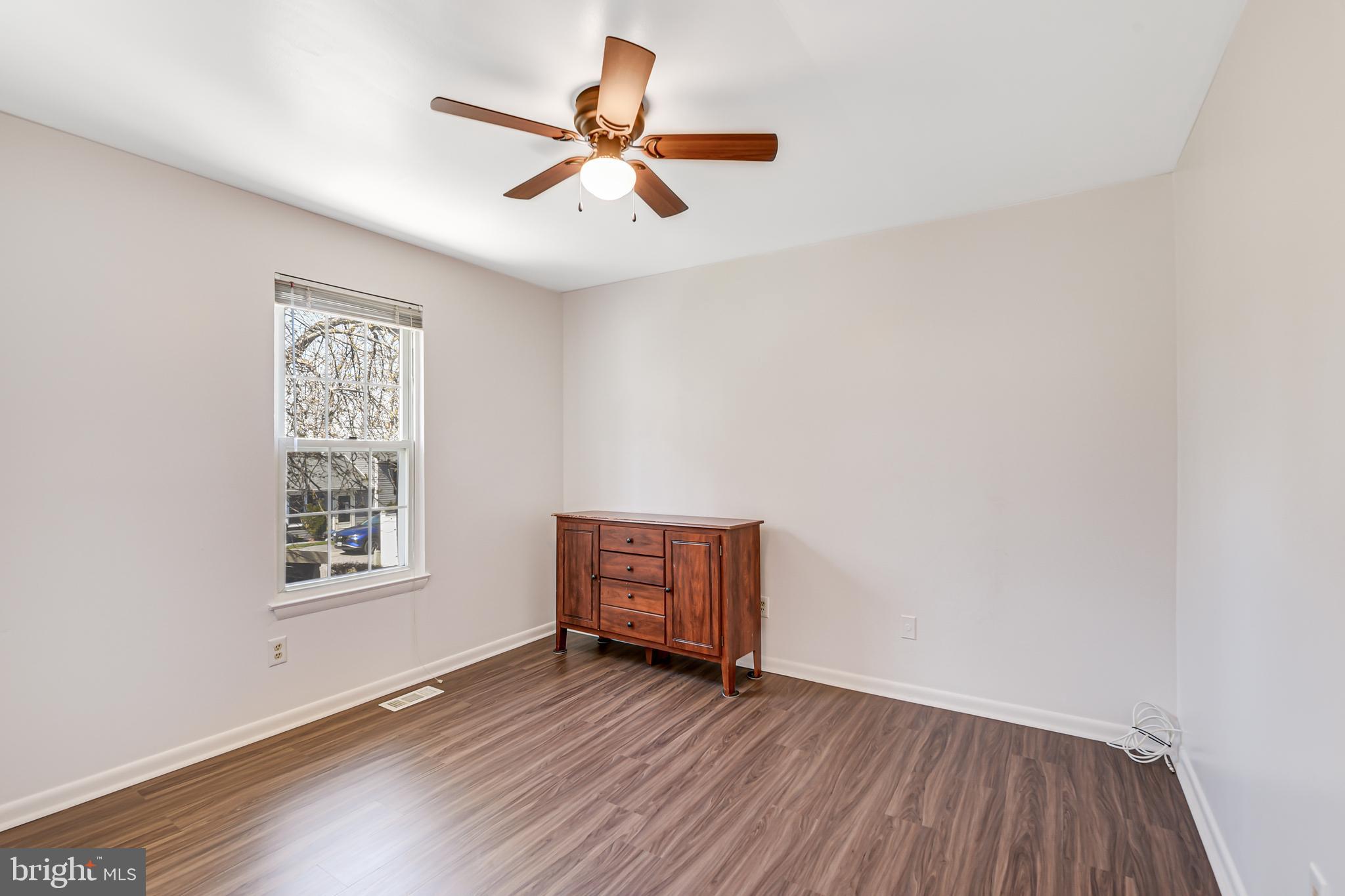 5522 MCCORMICK AVENUE