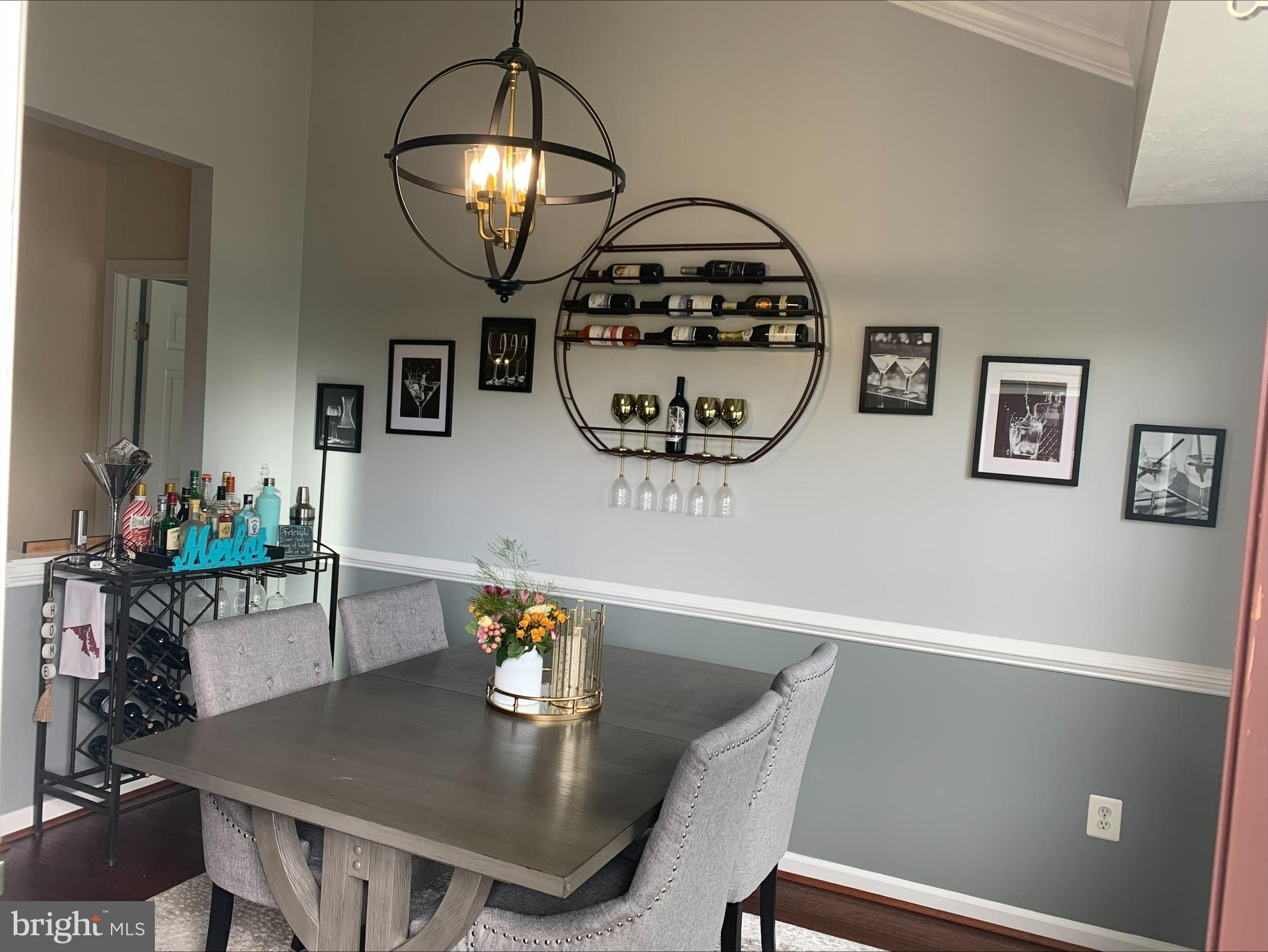 11 BROOK FARM COURT 11K
