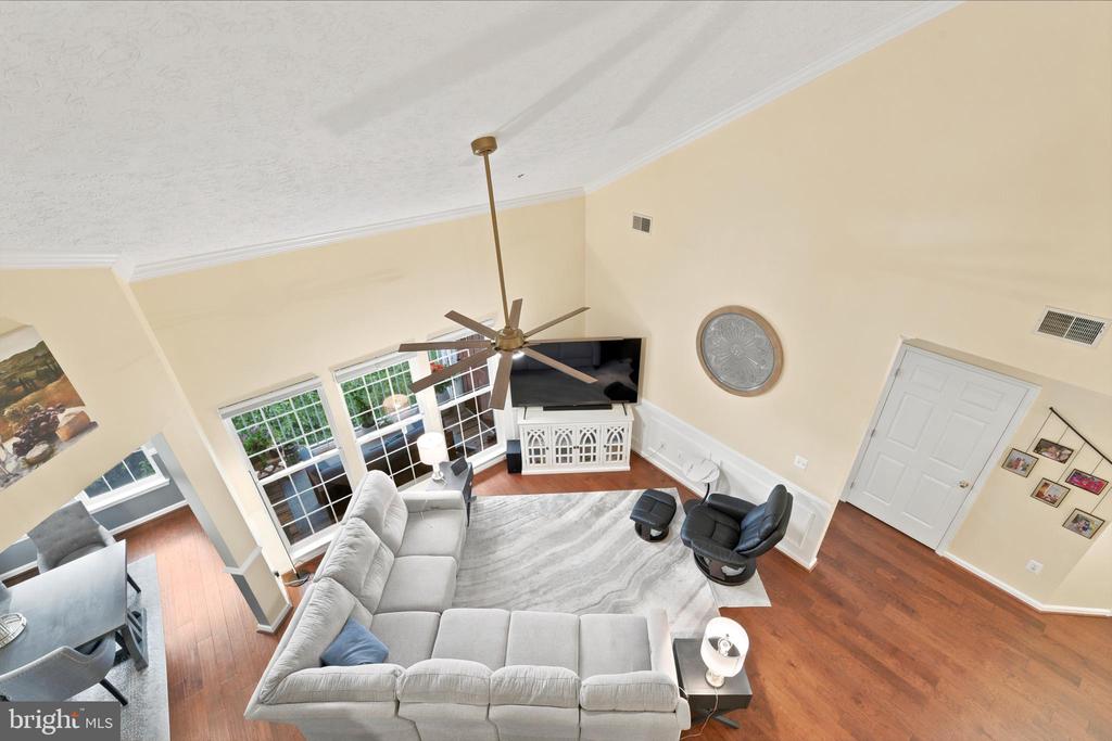 11 BROOK FARM COURT 11K