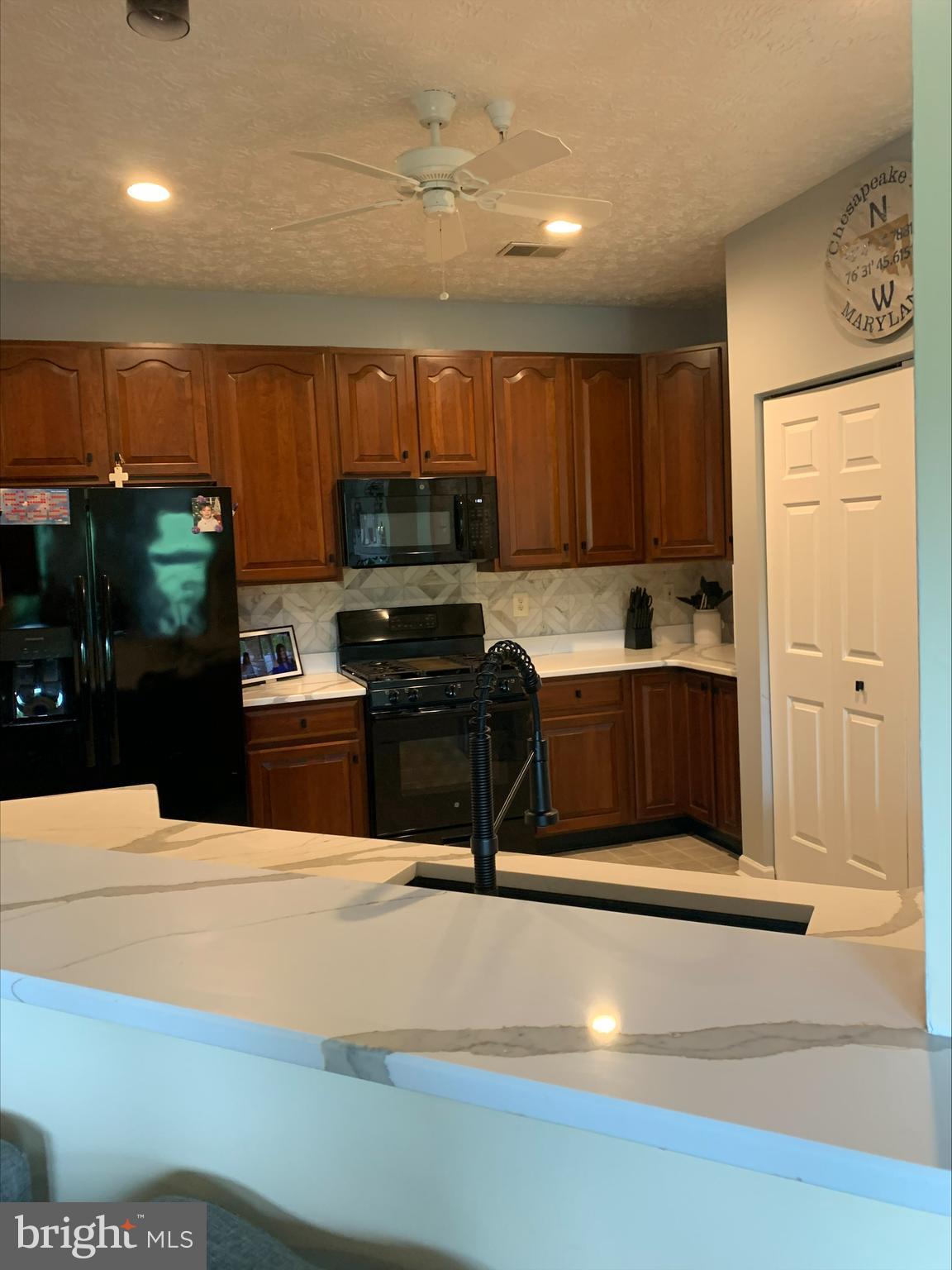 11 BROOK FARM COURT 11K