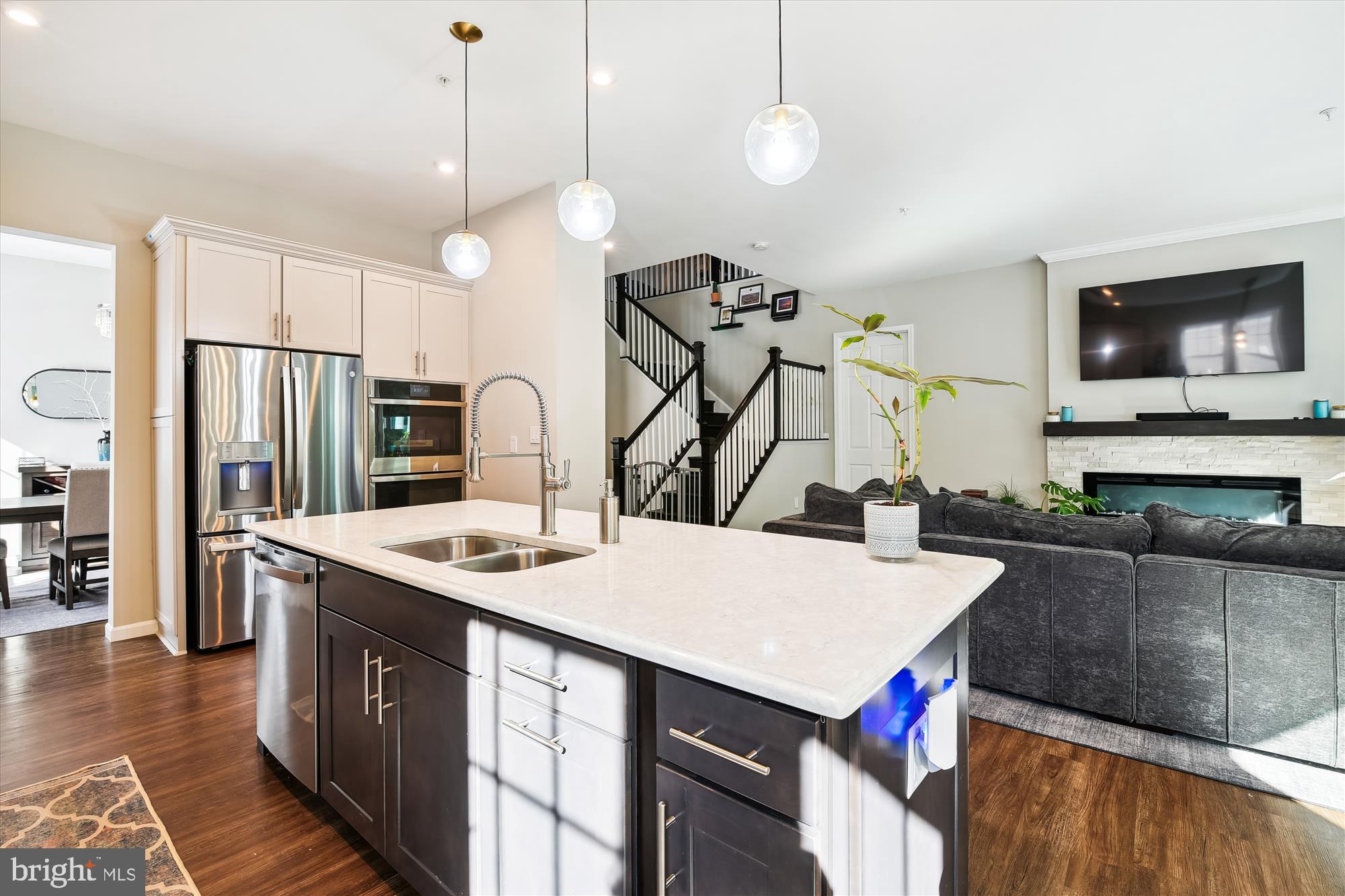 658 PEACE CHANCE DRIVE