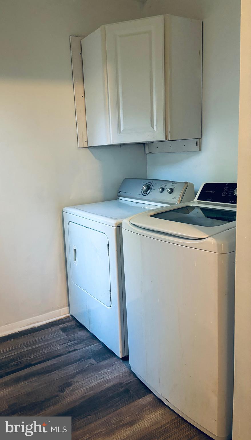 1571 CHARLESTOWN DRIVE