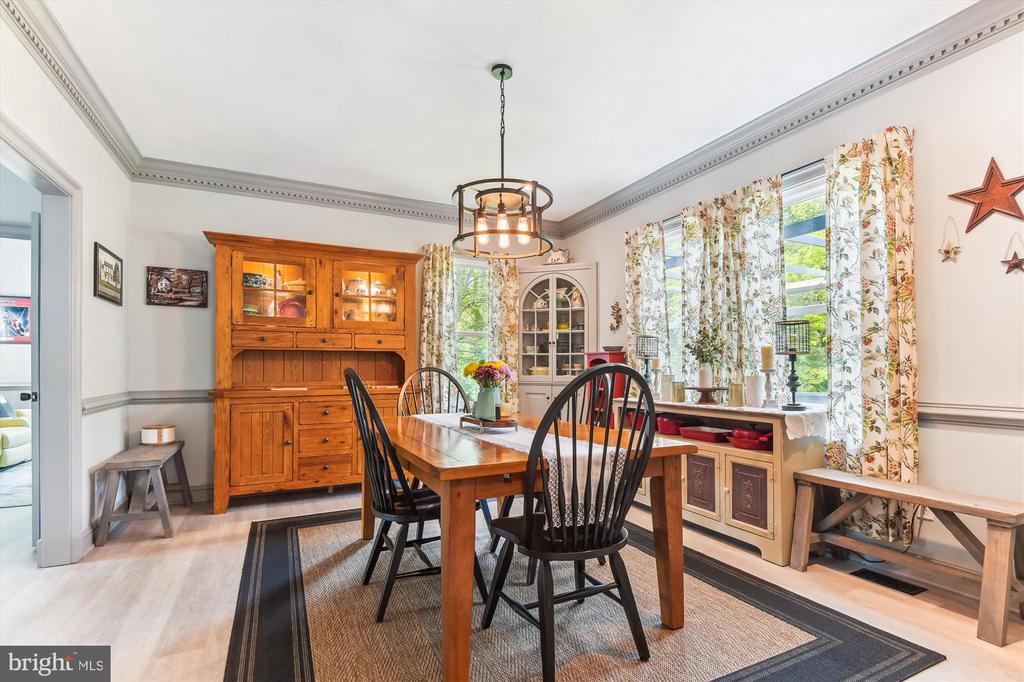 902 SAINT ANN DRIVE