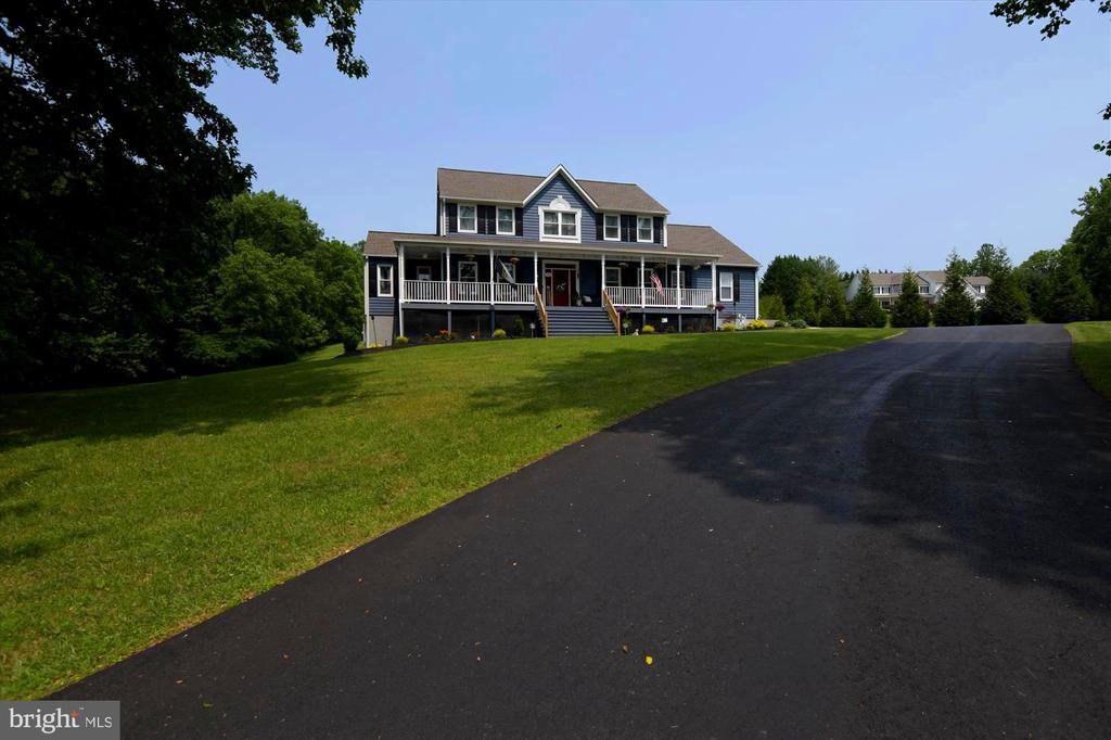 902 SAINT ANN DRIVE