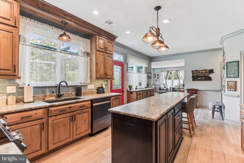 902 SAINT ANN DRIVE