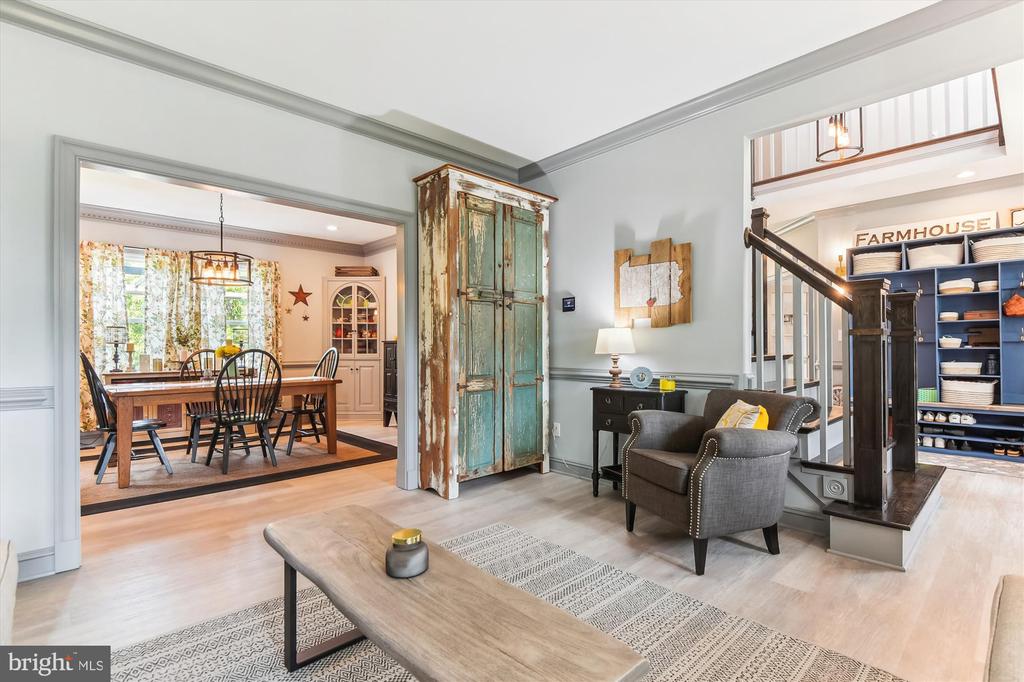 902 SAINT ANN DRIVE
