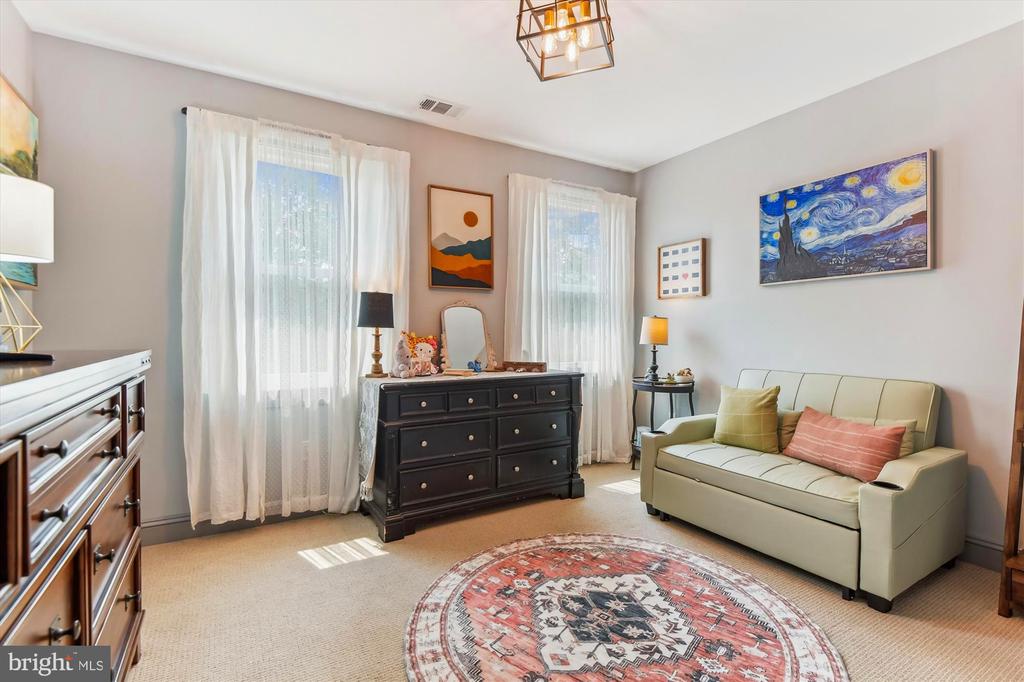 902 SAINT ANN DRIVE