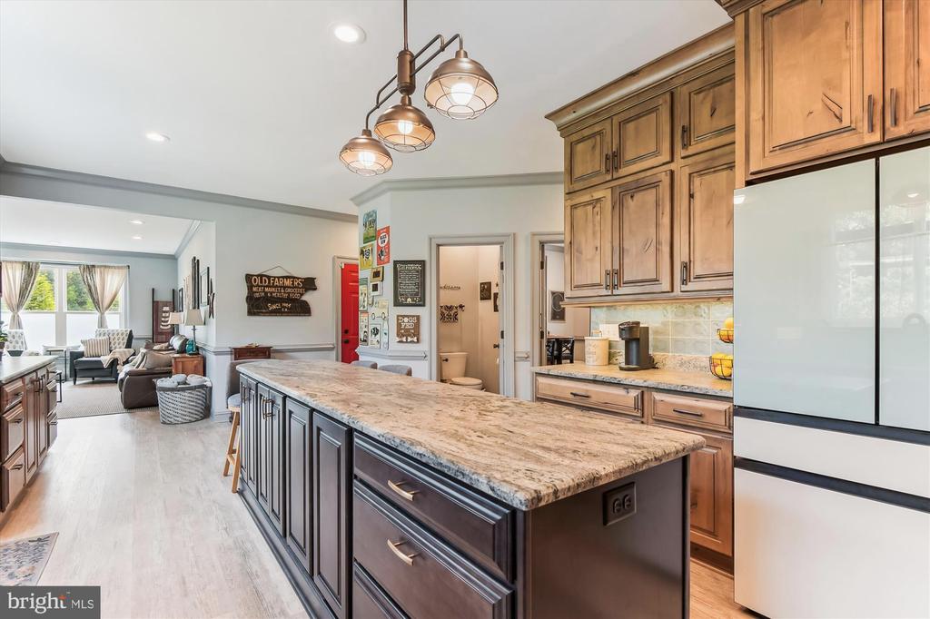 902 SAINT ANN DRIVE