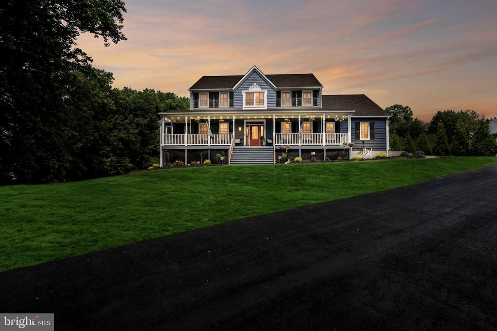 902 SAINT ANN DRIVE