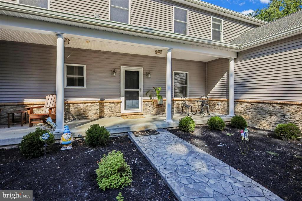 642 CRAIGS CORNER ROAD