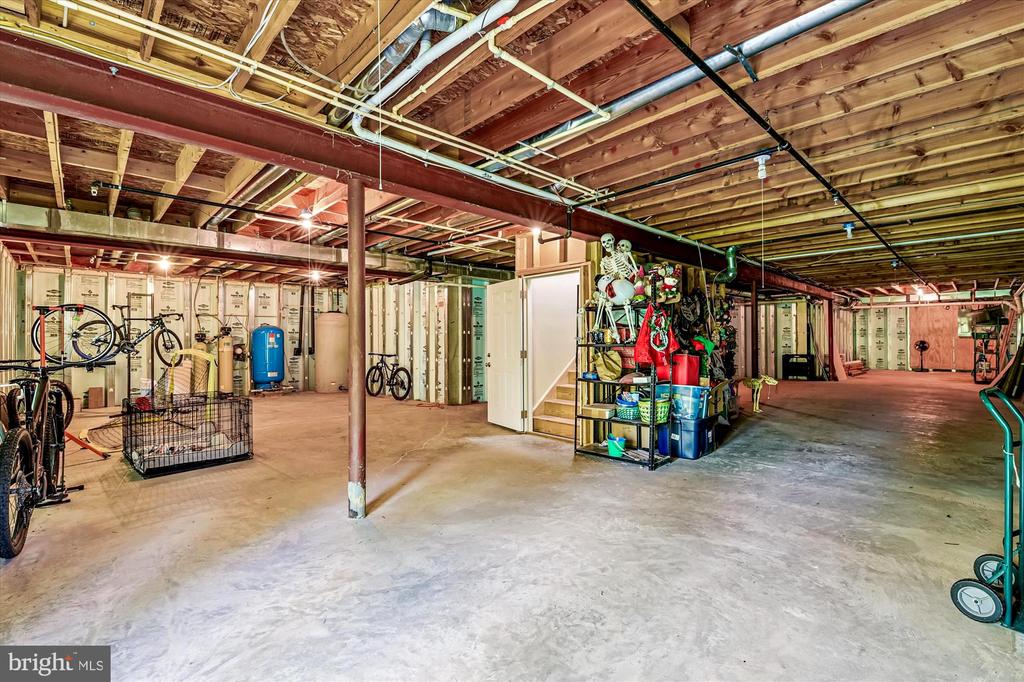 642 CRAIGS CORNER ROAD