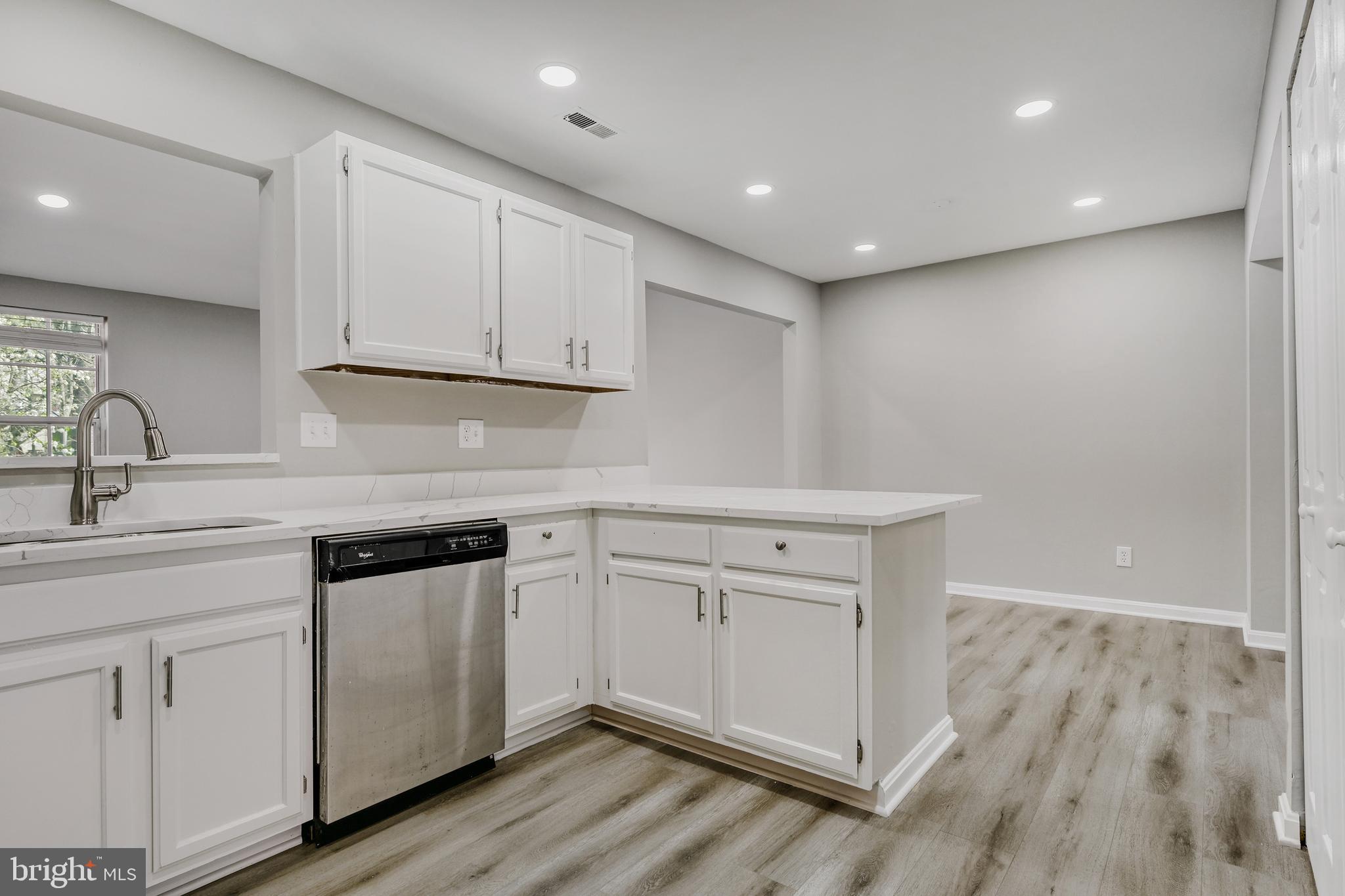 1214 BENNETT PLACE