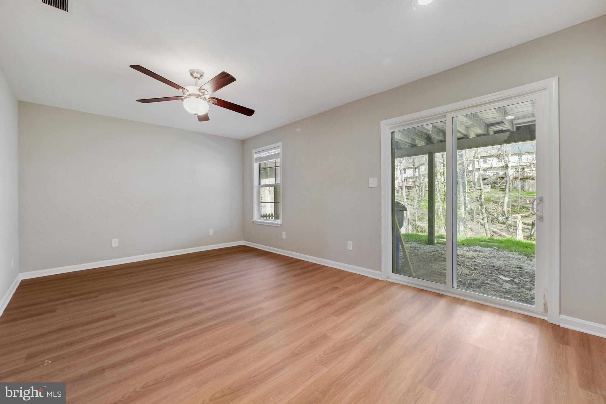 1214 BENNETT PLACE