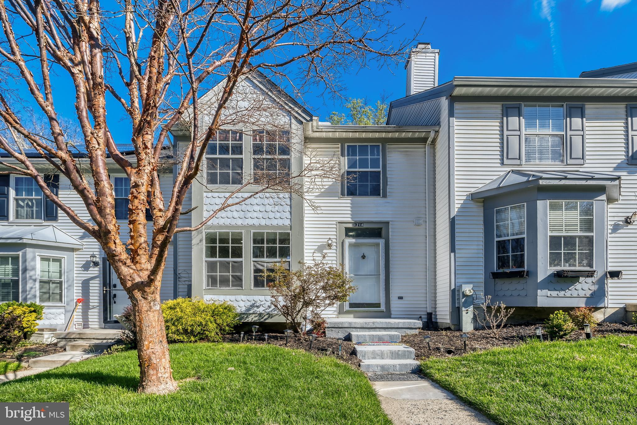 1214 BENNETT PLACE