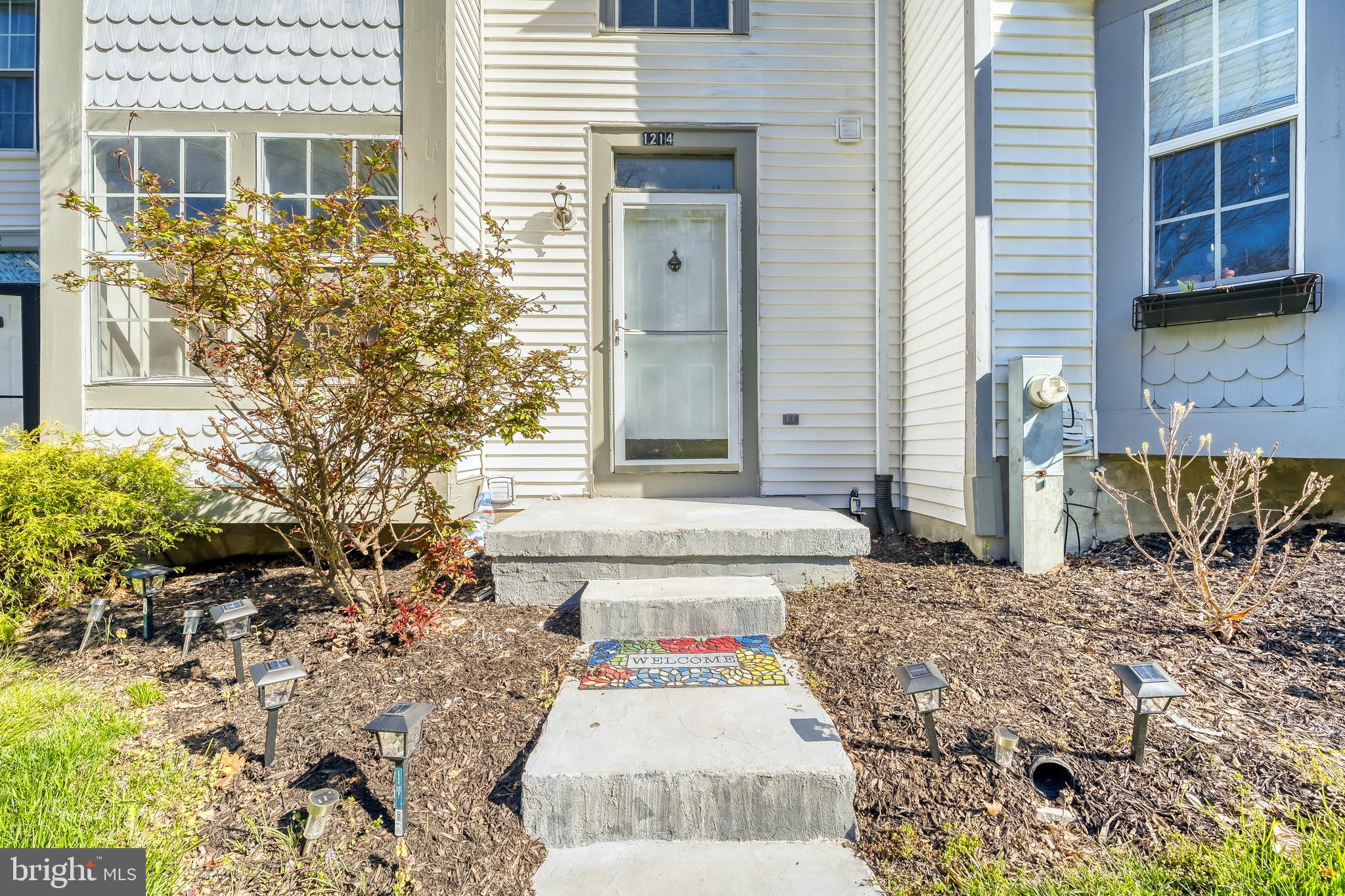 1214 BENNETT PLACE