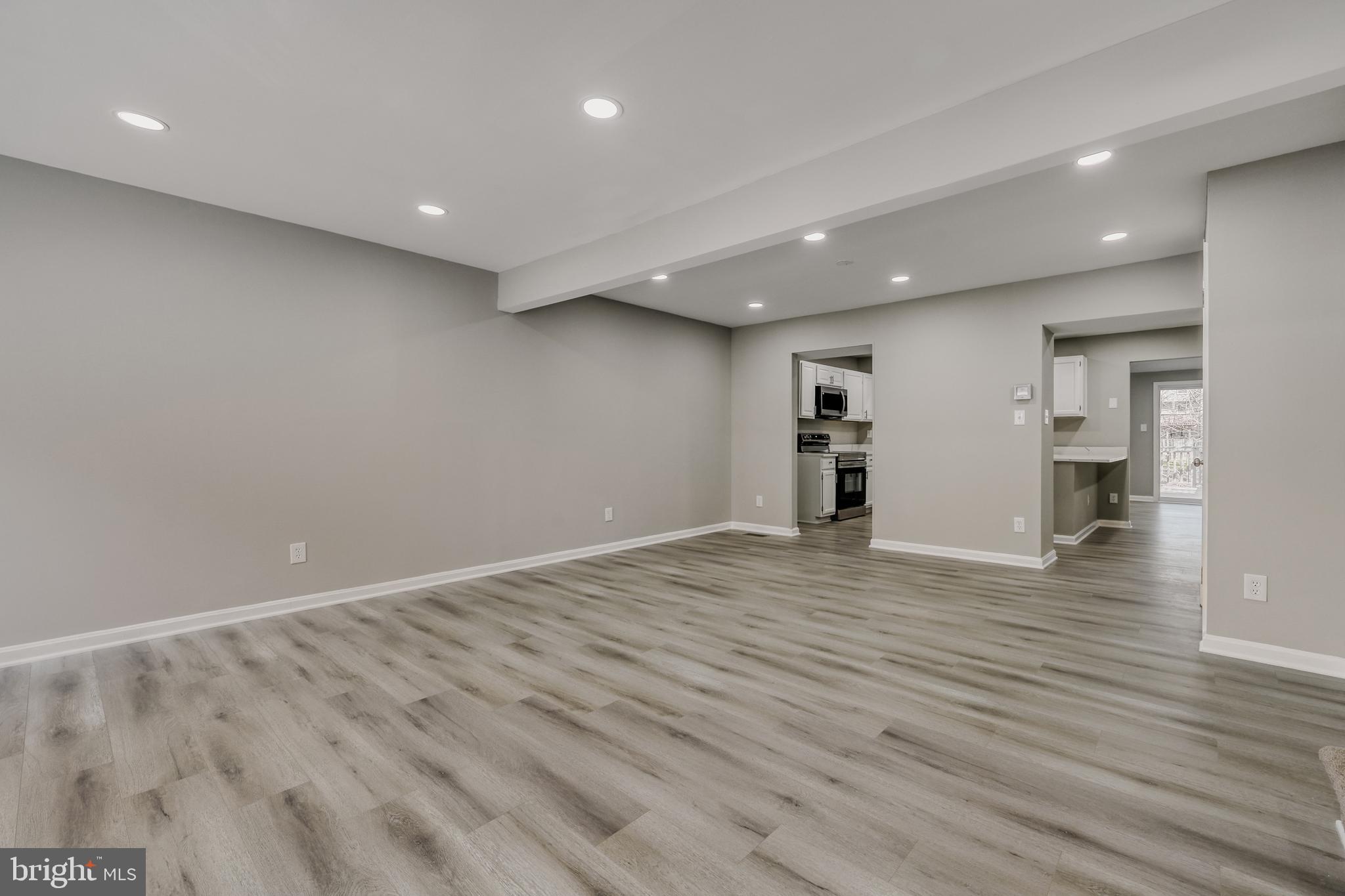1214 BENNETT PLACE