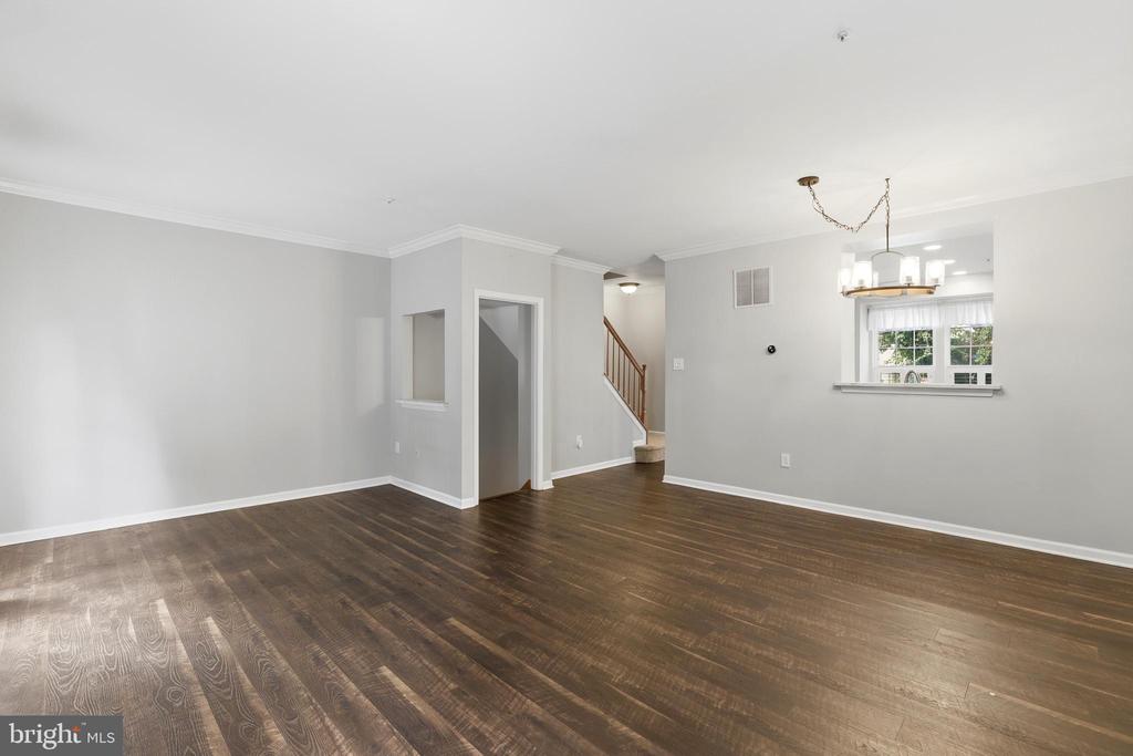 2169 SEWANEE DRIVE