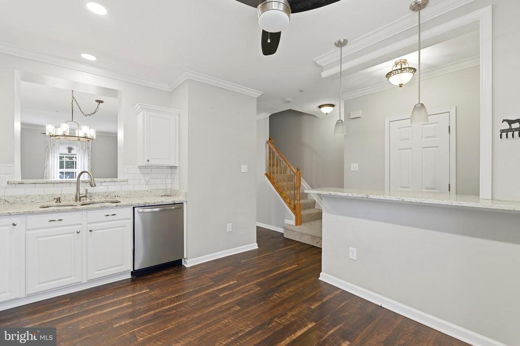 2169 SEWANEE DRIVE