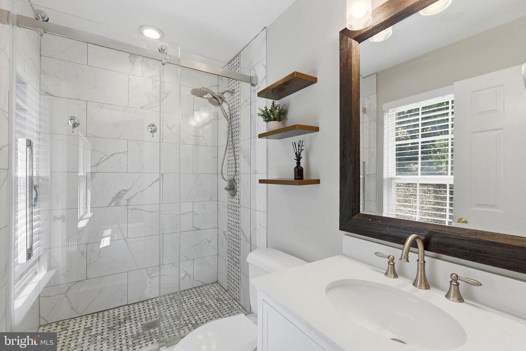 2169 SEWANEE DRIVE