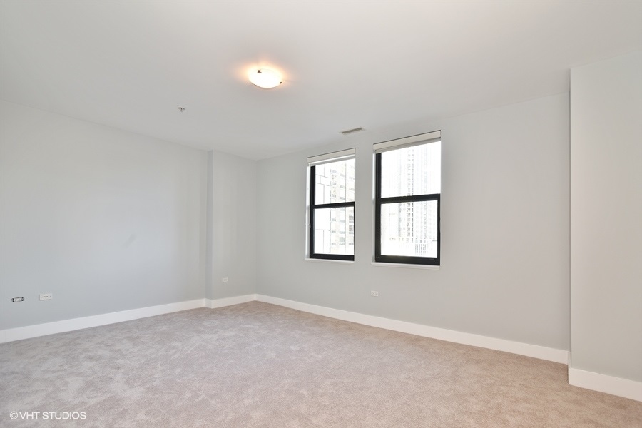 1155 N Dearborn  Street, Unit 704