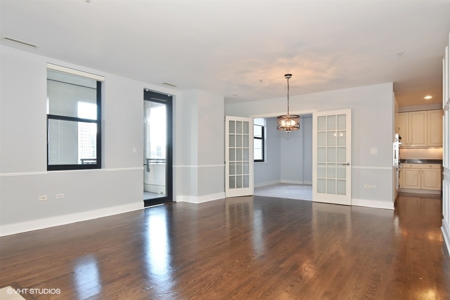 1155 N Dearborn  Street, Unit 704